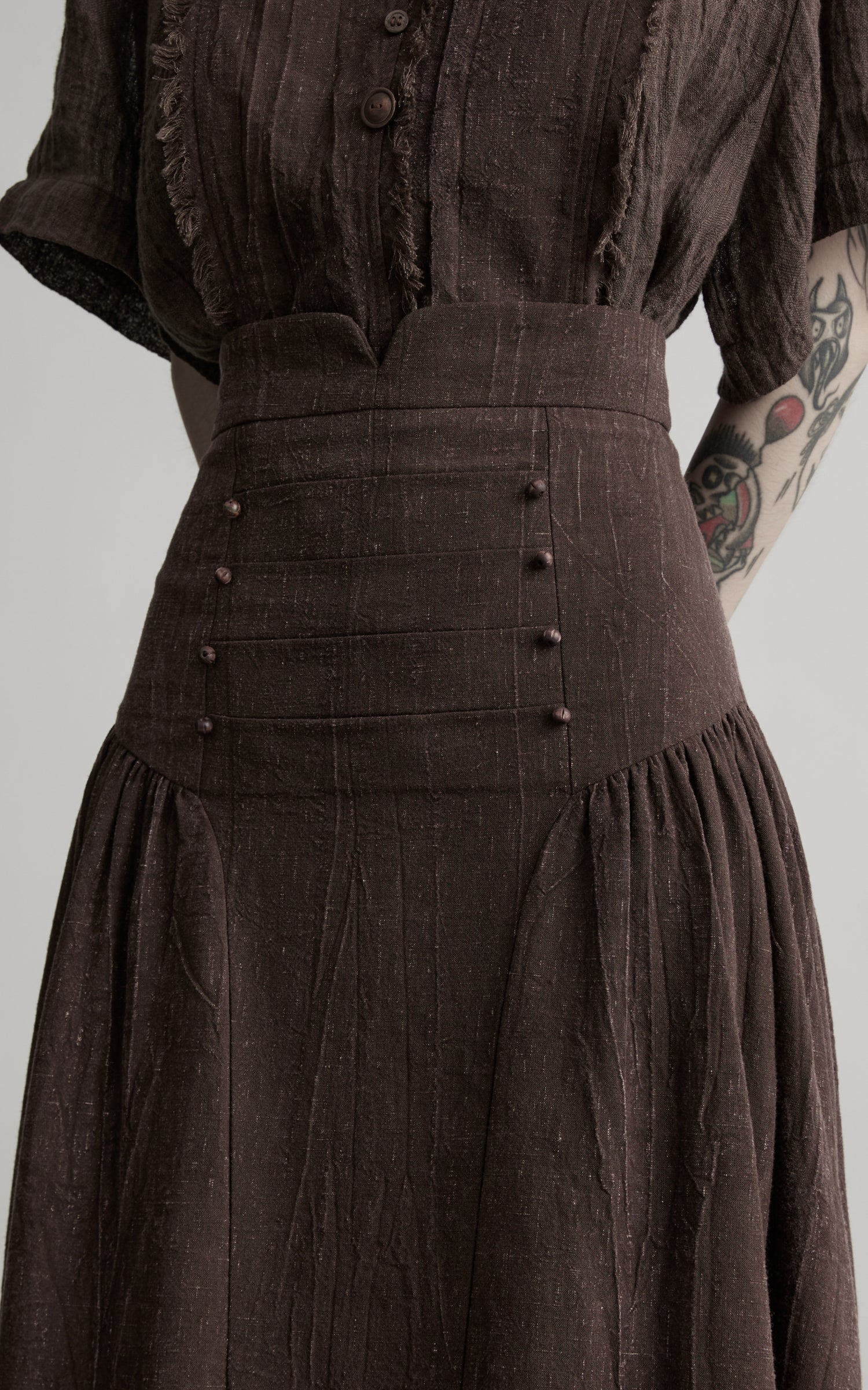 DOINDULGE High-Waist Panelled Gathered Maxi Skirt