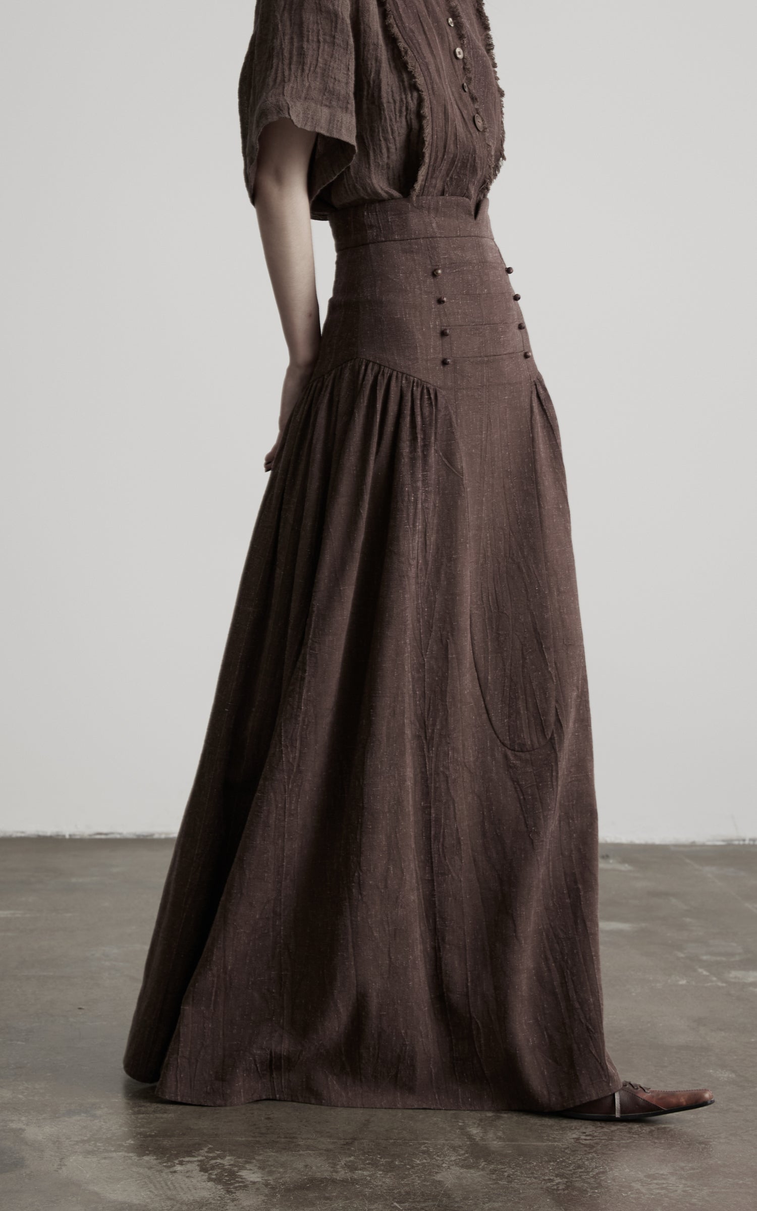 DOINDULGE High-Waist Panelled Gathered Maxi Skirt