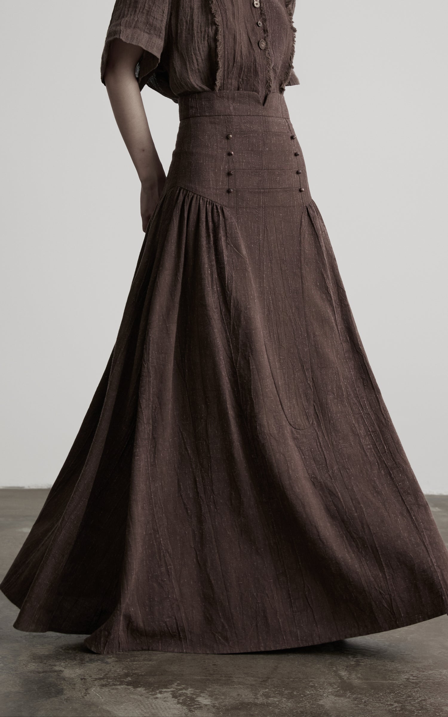 DOINDULGE High-Waist Panelled Gathered Maxi Skirt