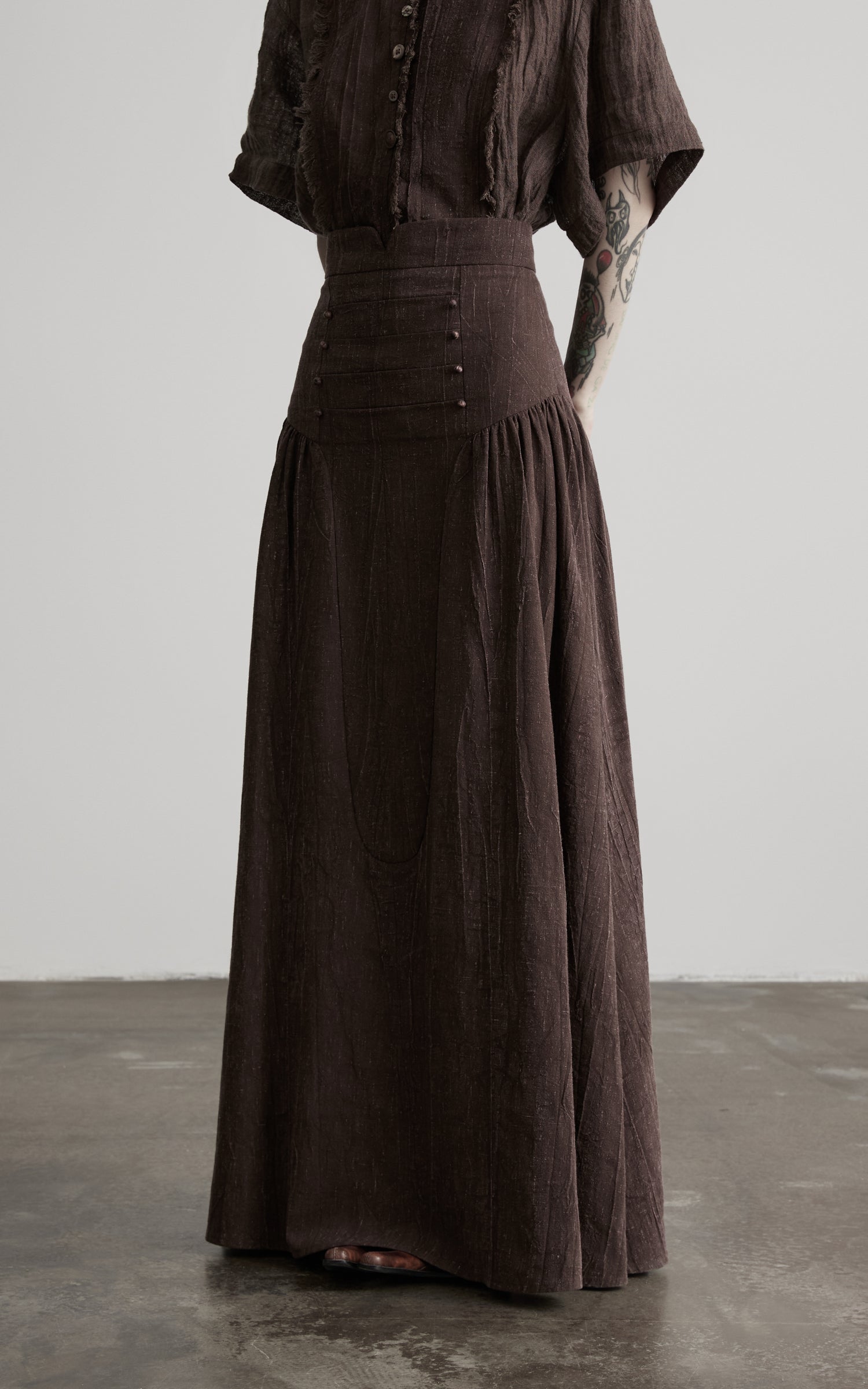 DOINDULGE High-Waist Panelled Gathered Maxi Skirt