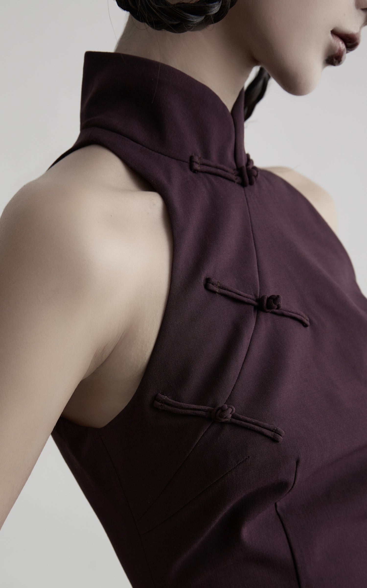 DOINDULGE Mandarin Collar Frog Button Fitted Top