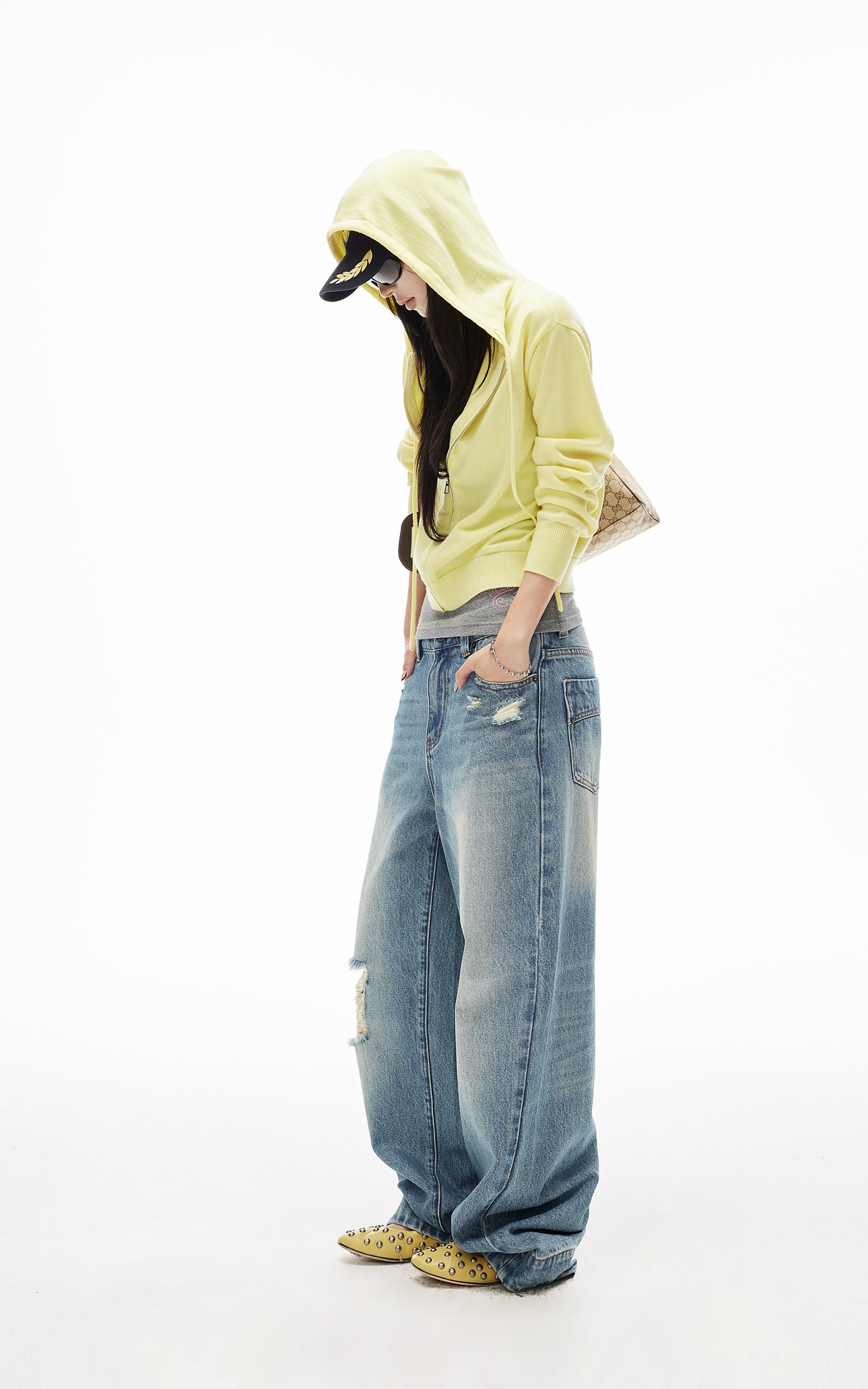 IAMXIAA Light Wash Distressed Baggy Jeans