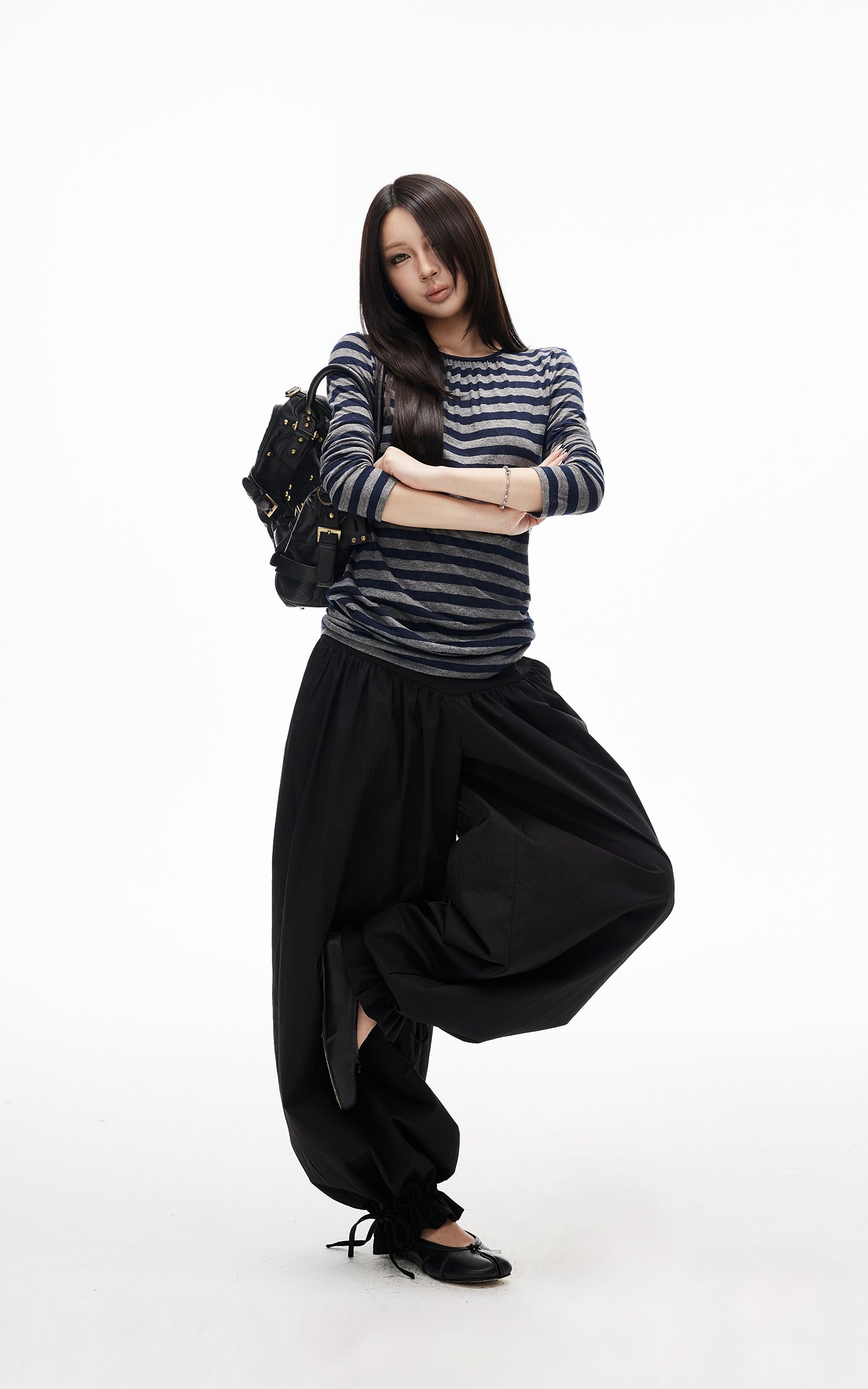 IAMXIAA Striped Open Back Long Sleeve Top