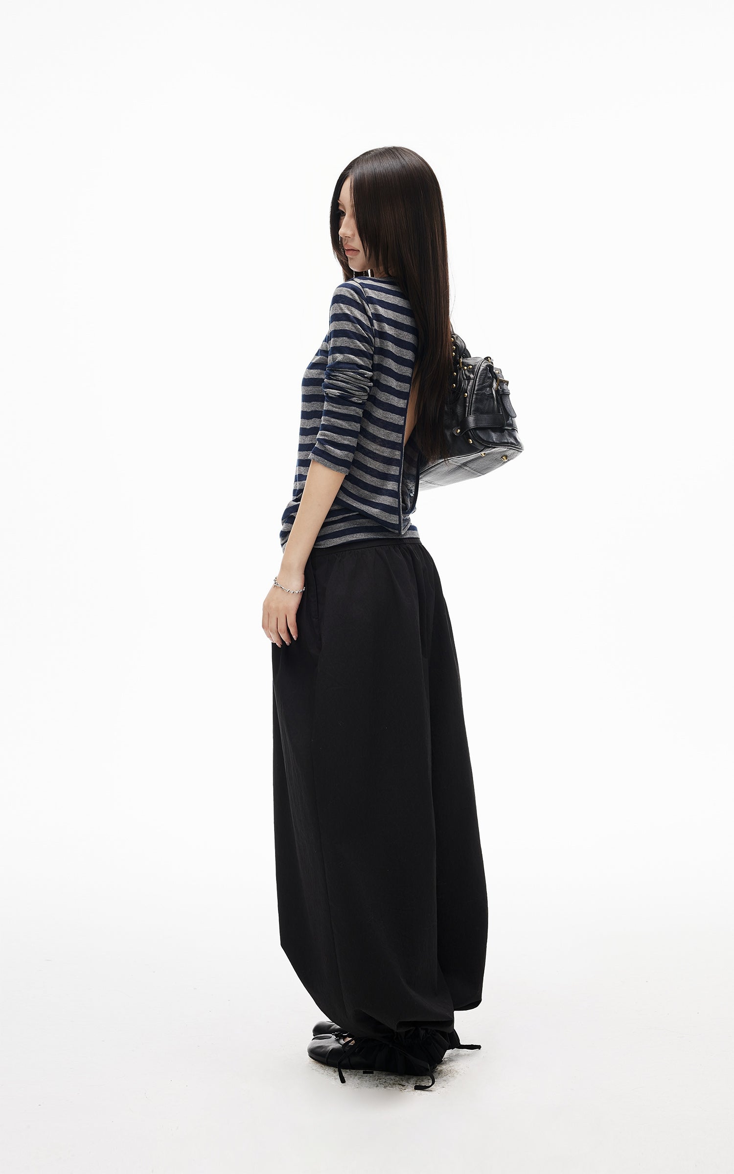 IAMXIAA Striped Open Back Long Sleeve Top