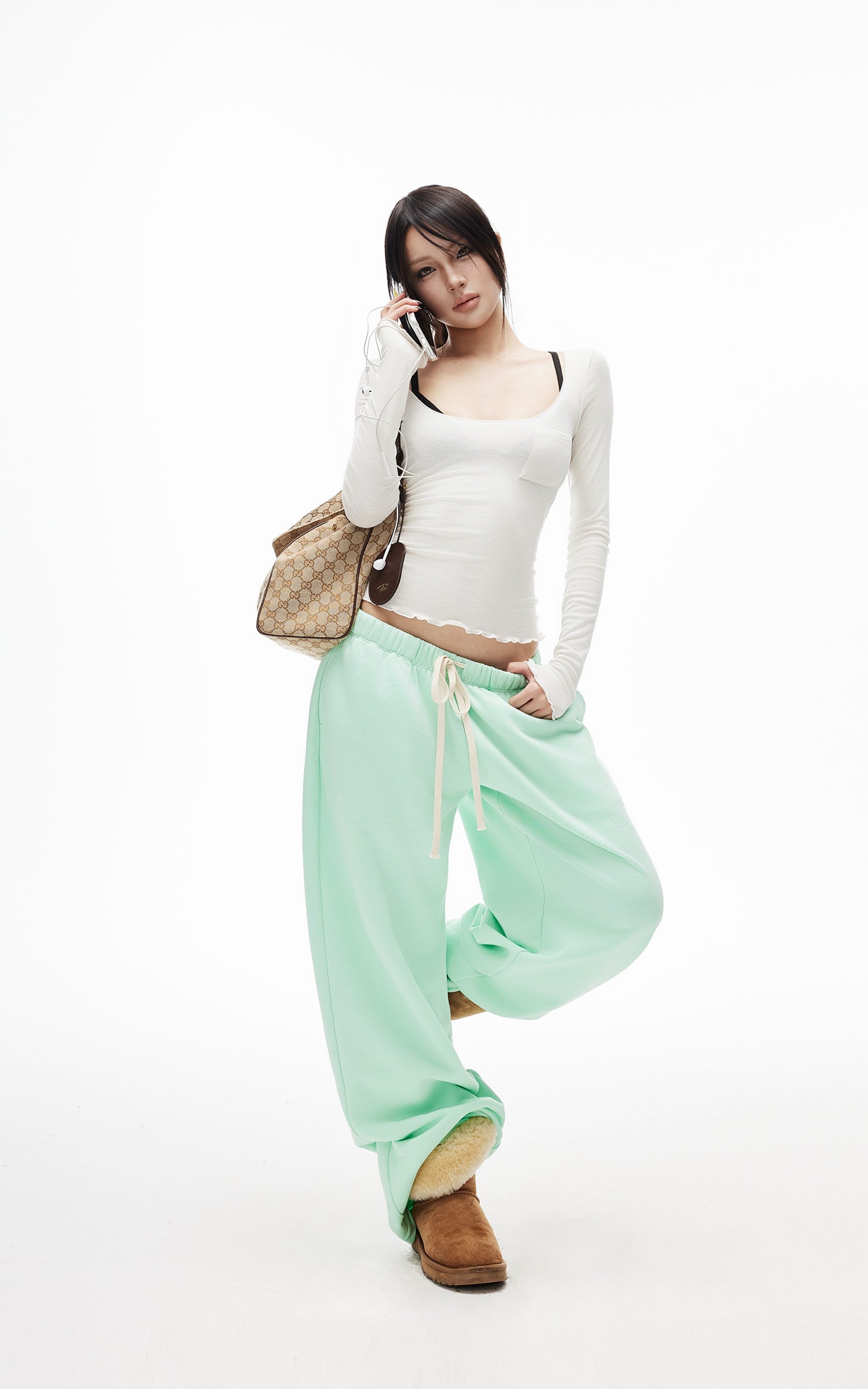 IAMXIAA Scoop Neck Pocket Long Sleeve Tee