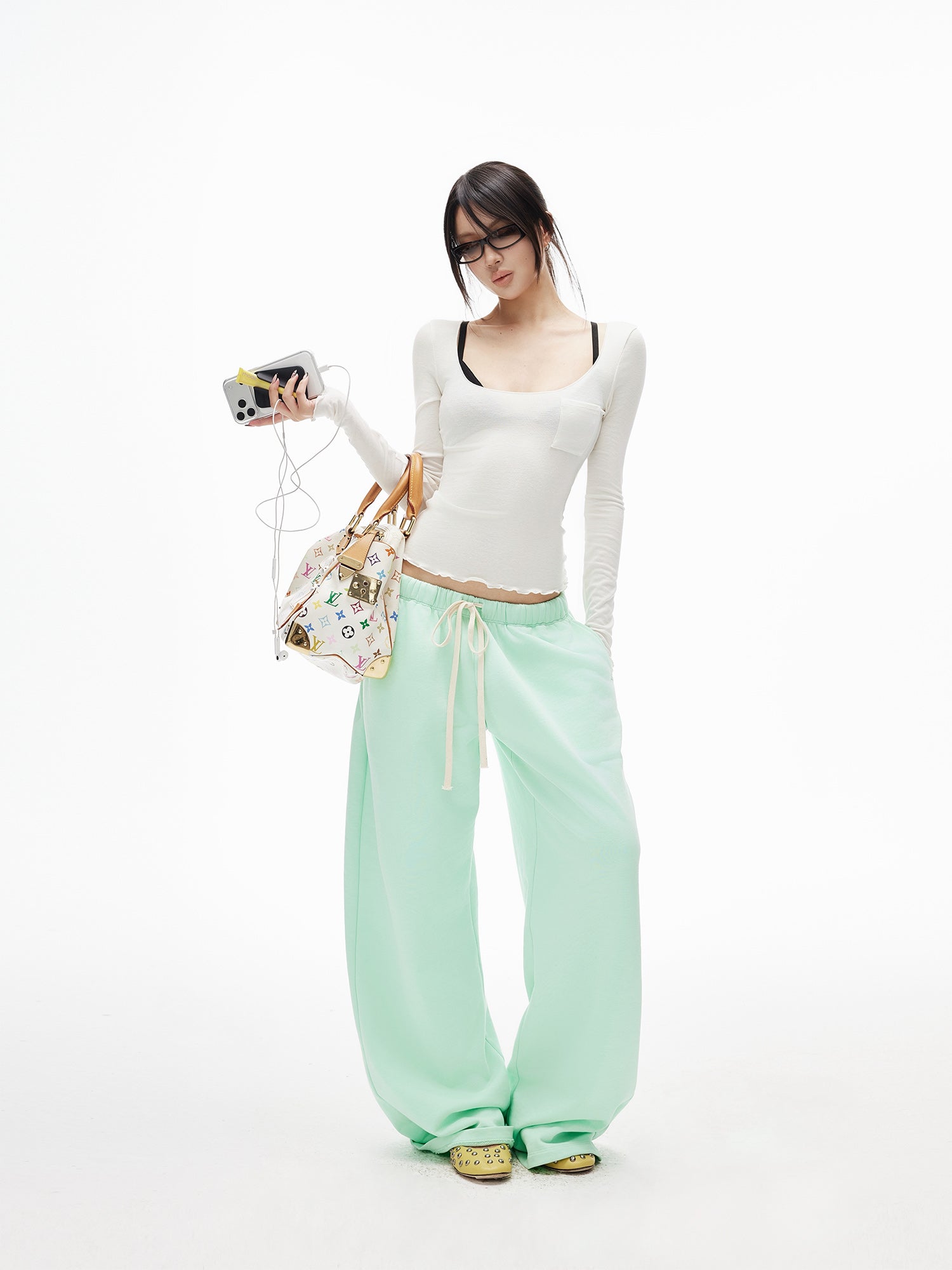 IAMXIAA Scoop Neck Pocket Long Sleeve Tee