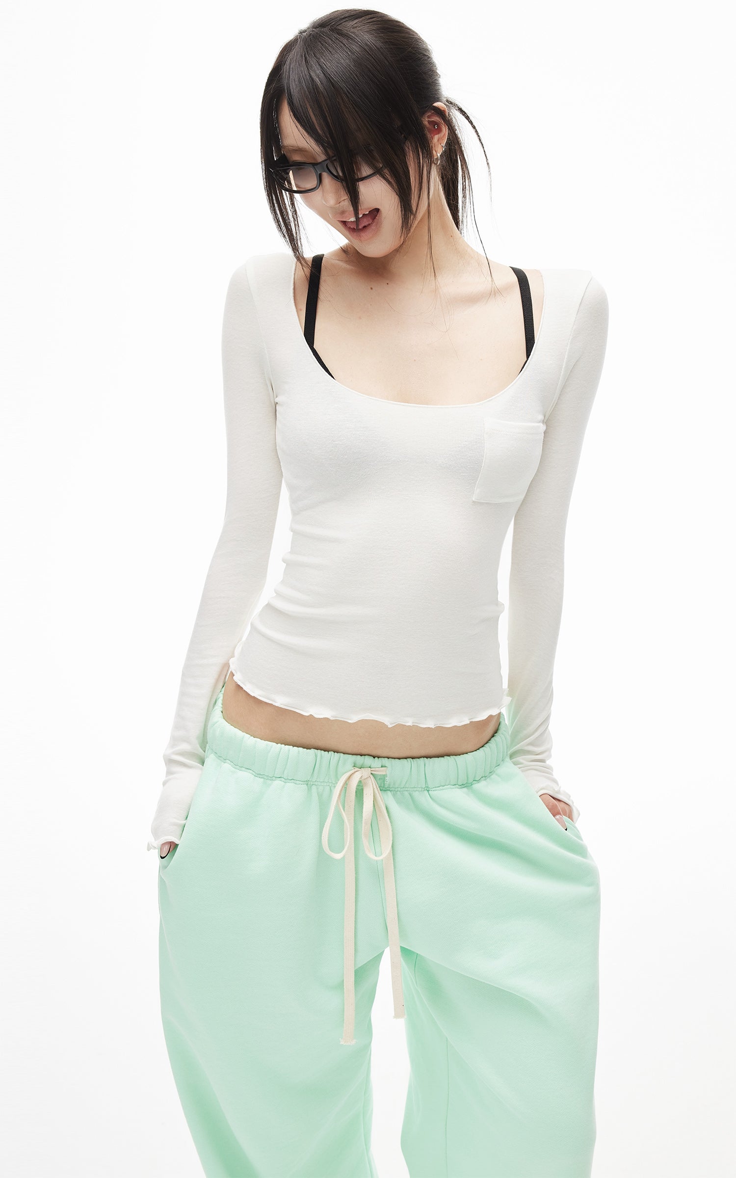 IAMXIAA Scoop Neck Pocket Long Sleeve Tee