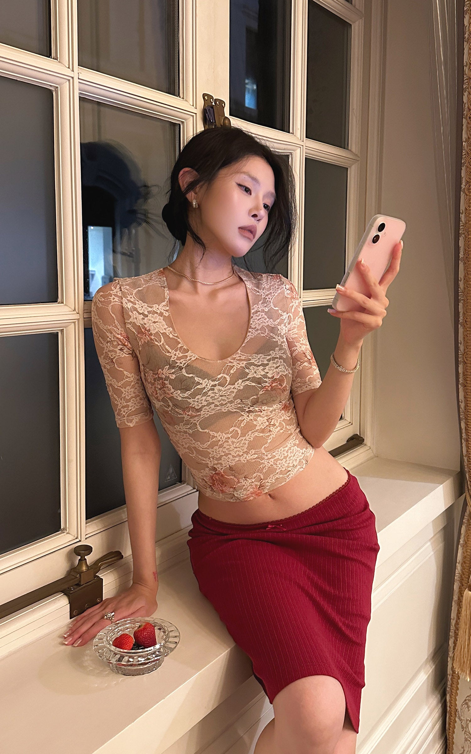 Hydrae Low-Rise Ribbed Midi Skirt with Lace-Trim Waist