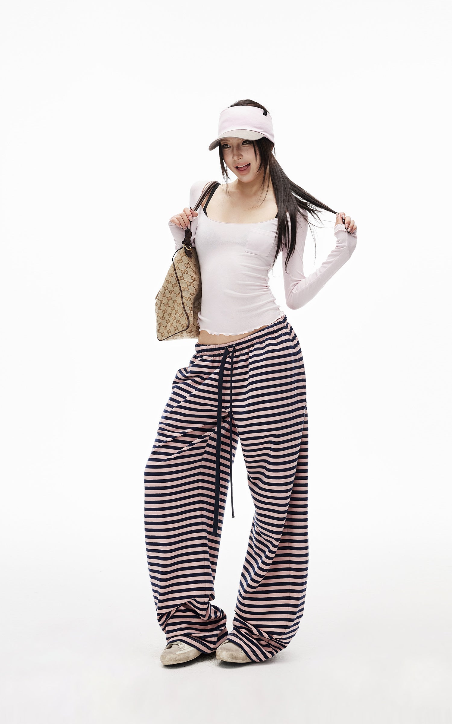 IAMXIAA Scoop Neck Pocket Long Sleeve Tee