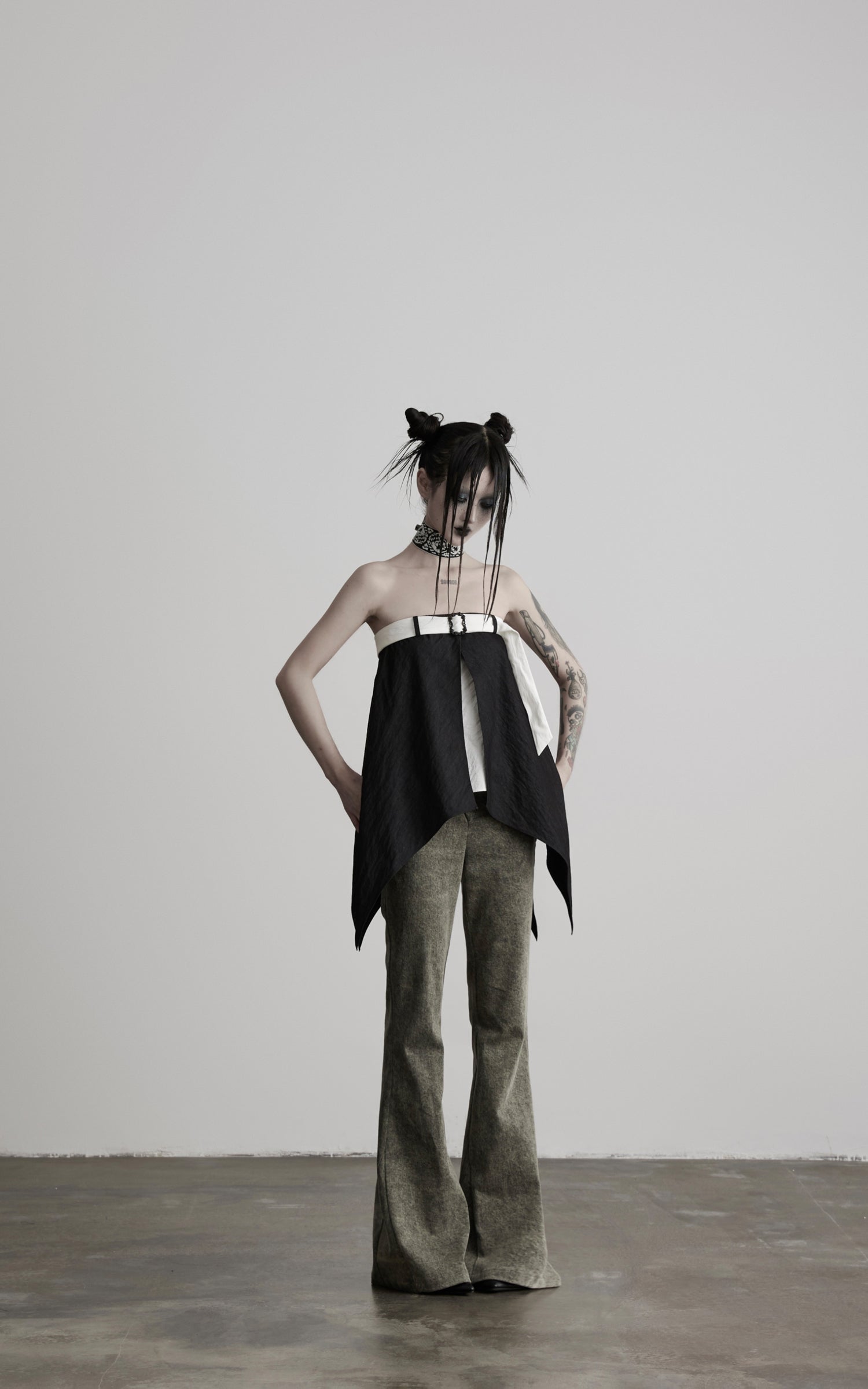 DOINDULGE Crossover Waist Flared Leg Pants