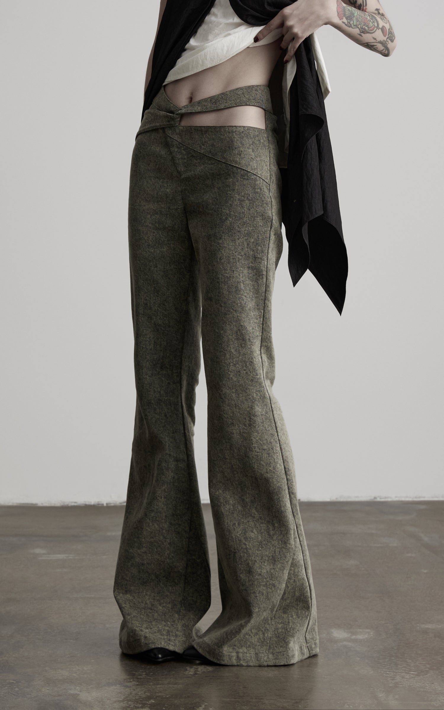 DOINDULGE Crossover Waist Flared Leg Pants