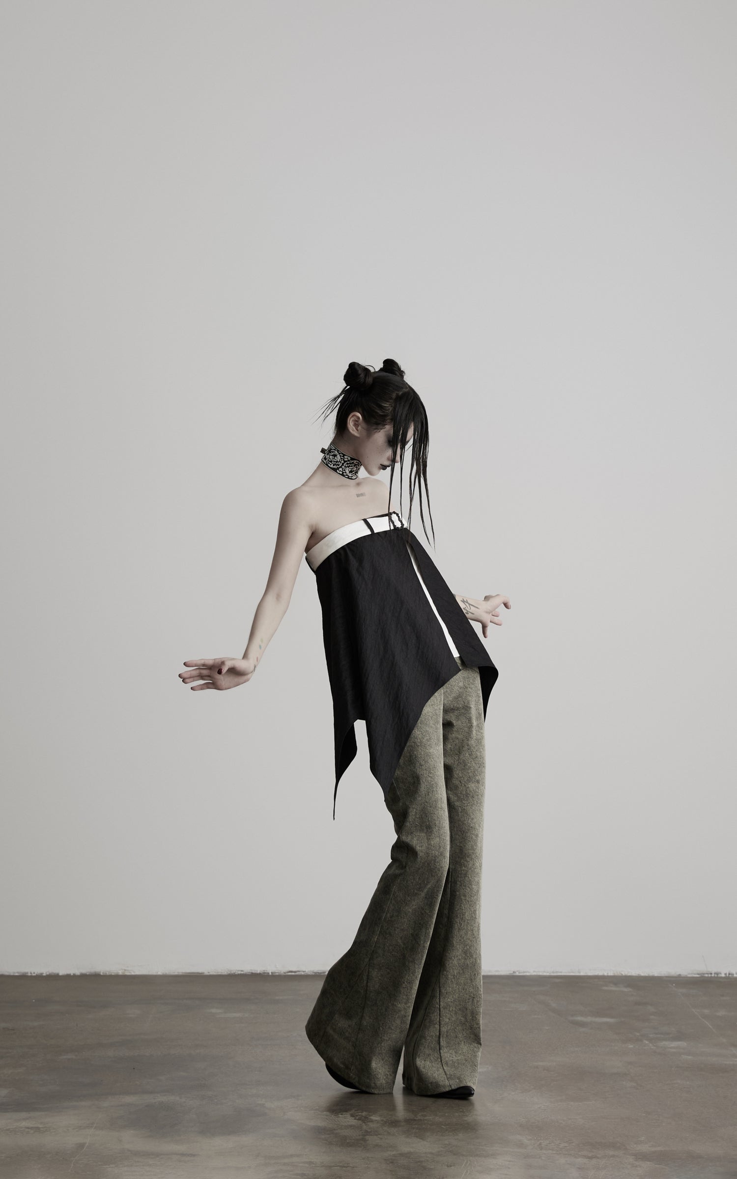 DOINDULGE Crossover Waist Flared Leg Pants