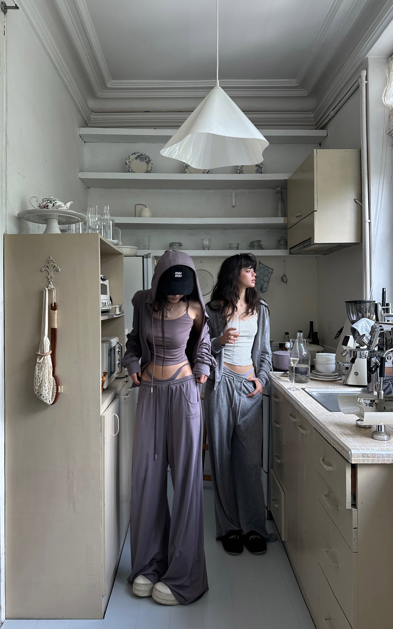 WARDEN EDGE Minimal Zip Hoodie &amp; Camisole &amp; Wide Leg Pants Three Piece Set