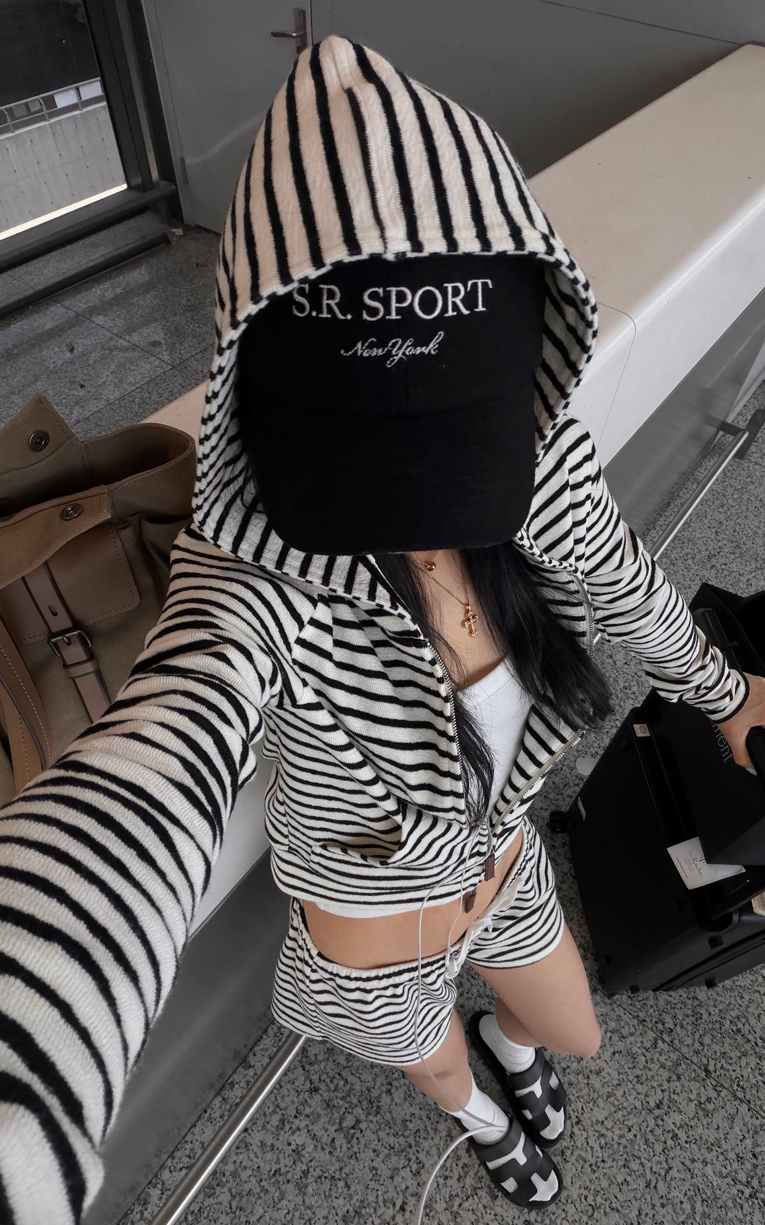 ROVENTE Striped Terry Zip Hoodie &amp; Shorts Set