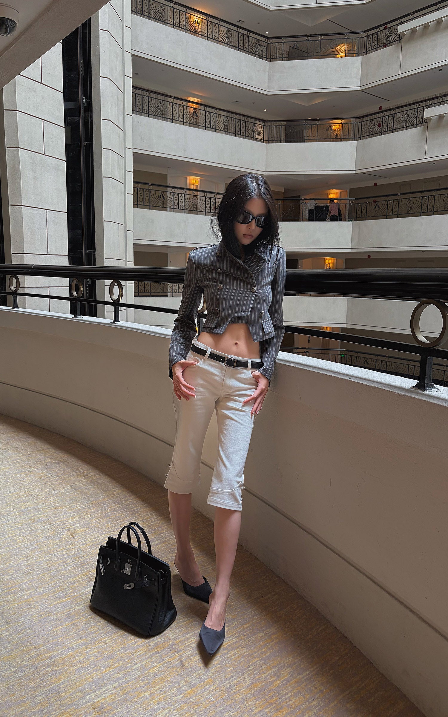 Hydrae Tailored Knee Length Wide Leg Pants