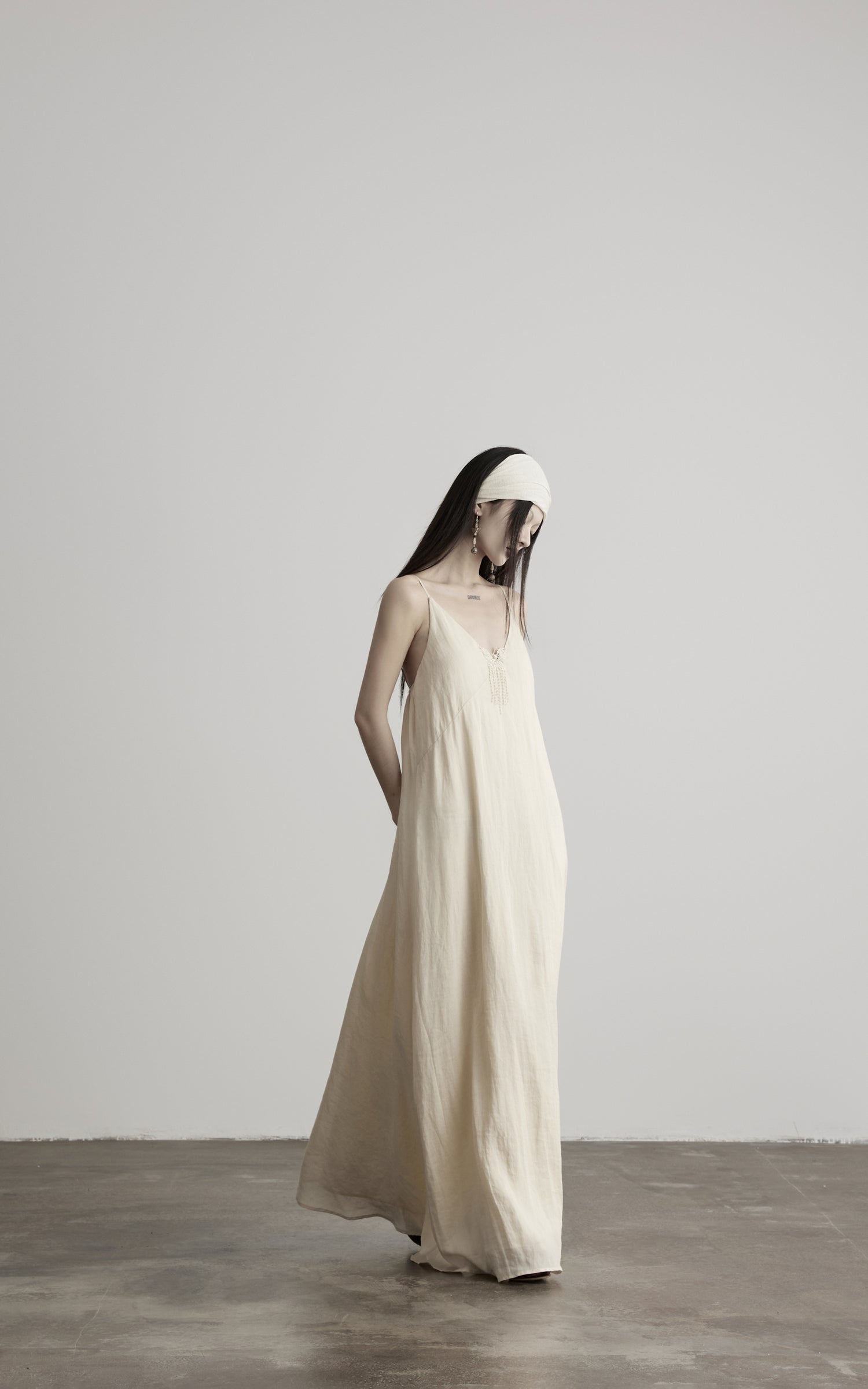 DOINDULGE V-Neck Spaghetti Strap Maxi Dress