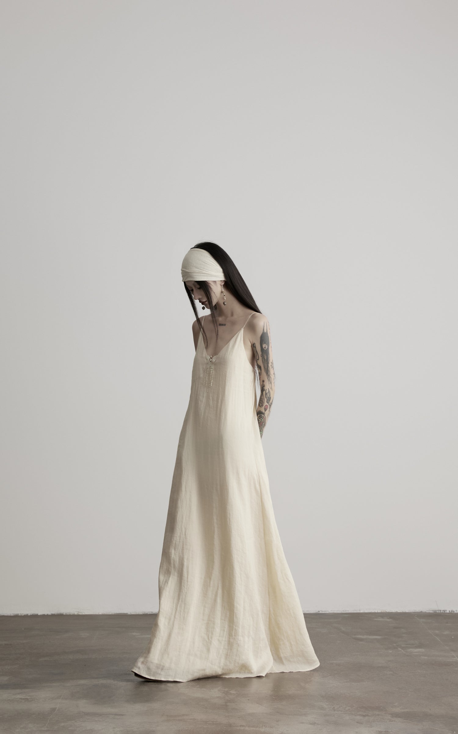 DOINDULGE V-Neck Spaghetti Strap Maxi Dress