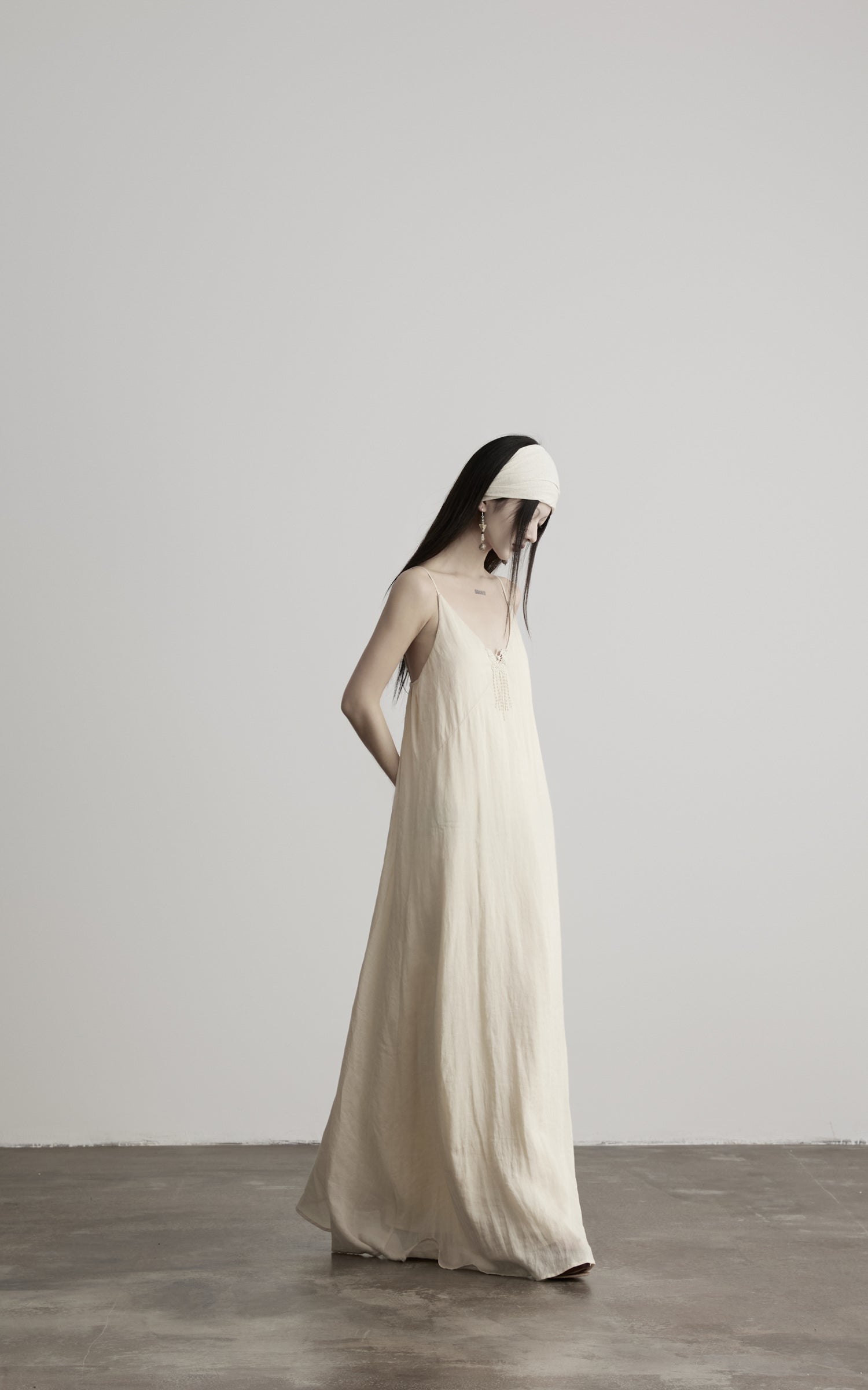 DOINDULGE V-Neck Spaghetti Strap Maxi Dress