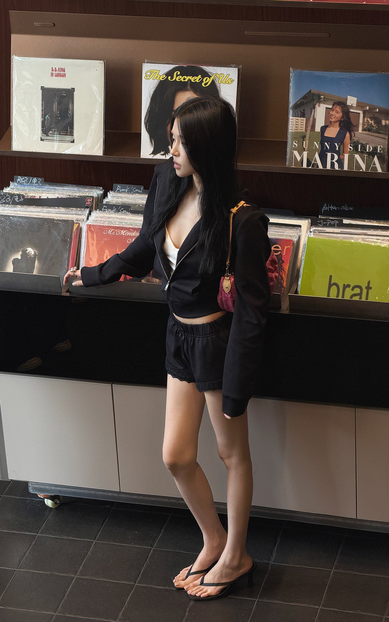 Hydrae Cropped Zip Hoodie &amp; Lace Trim Shorts Set