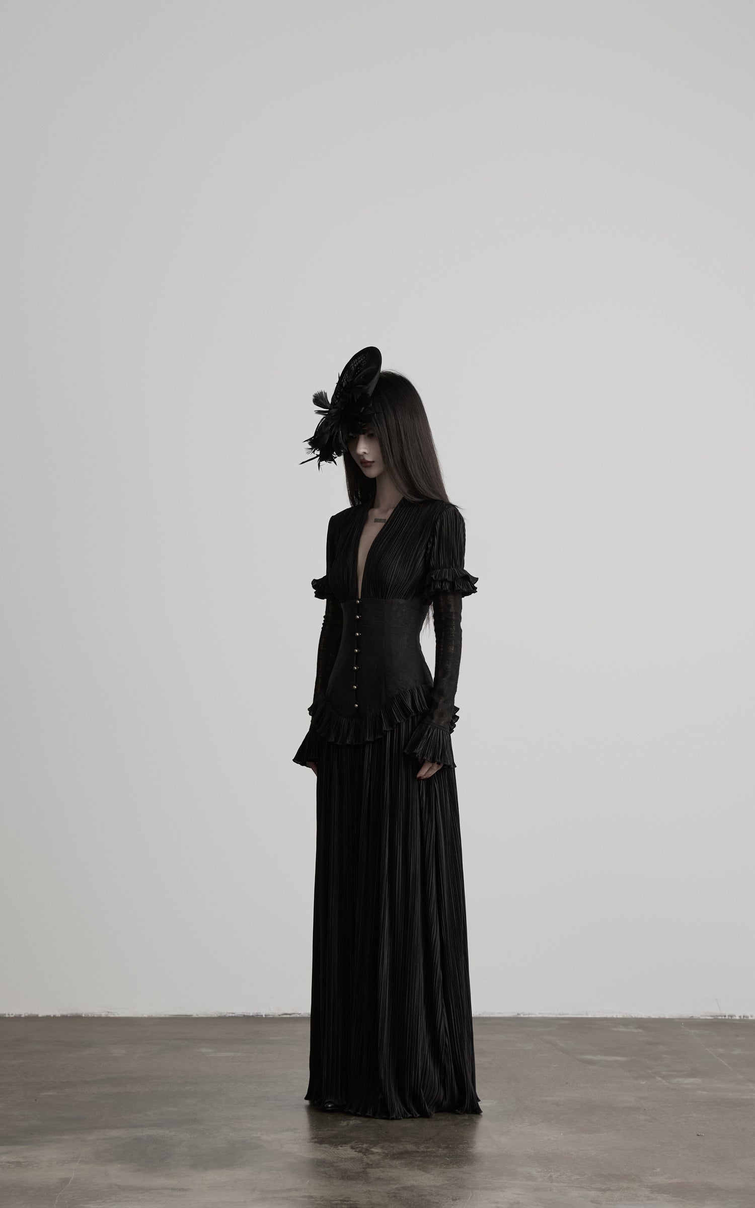 DOINDULGE Deep V Corset Waist Pleated Maxi Dress