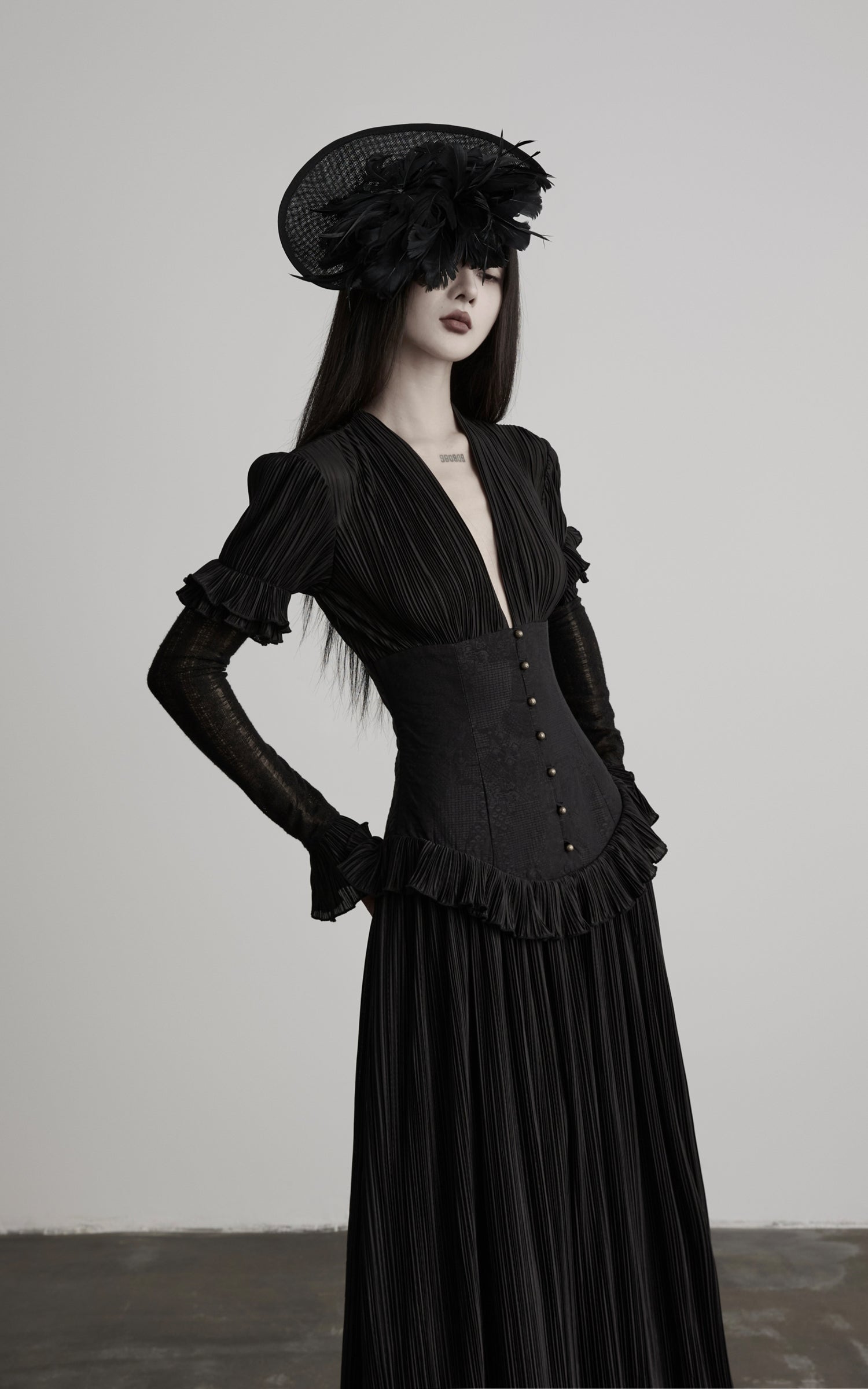 DOINDULGE Deep V Corset Waist Pleated Maxi Dress