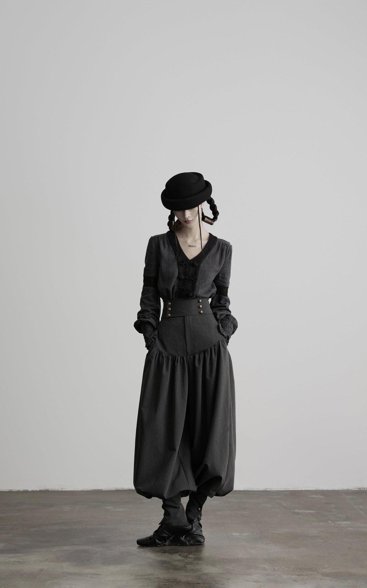 DOINDULGE High Waist Tapered Balloon Pants