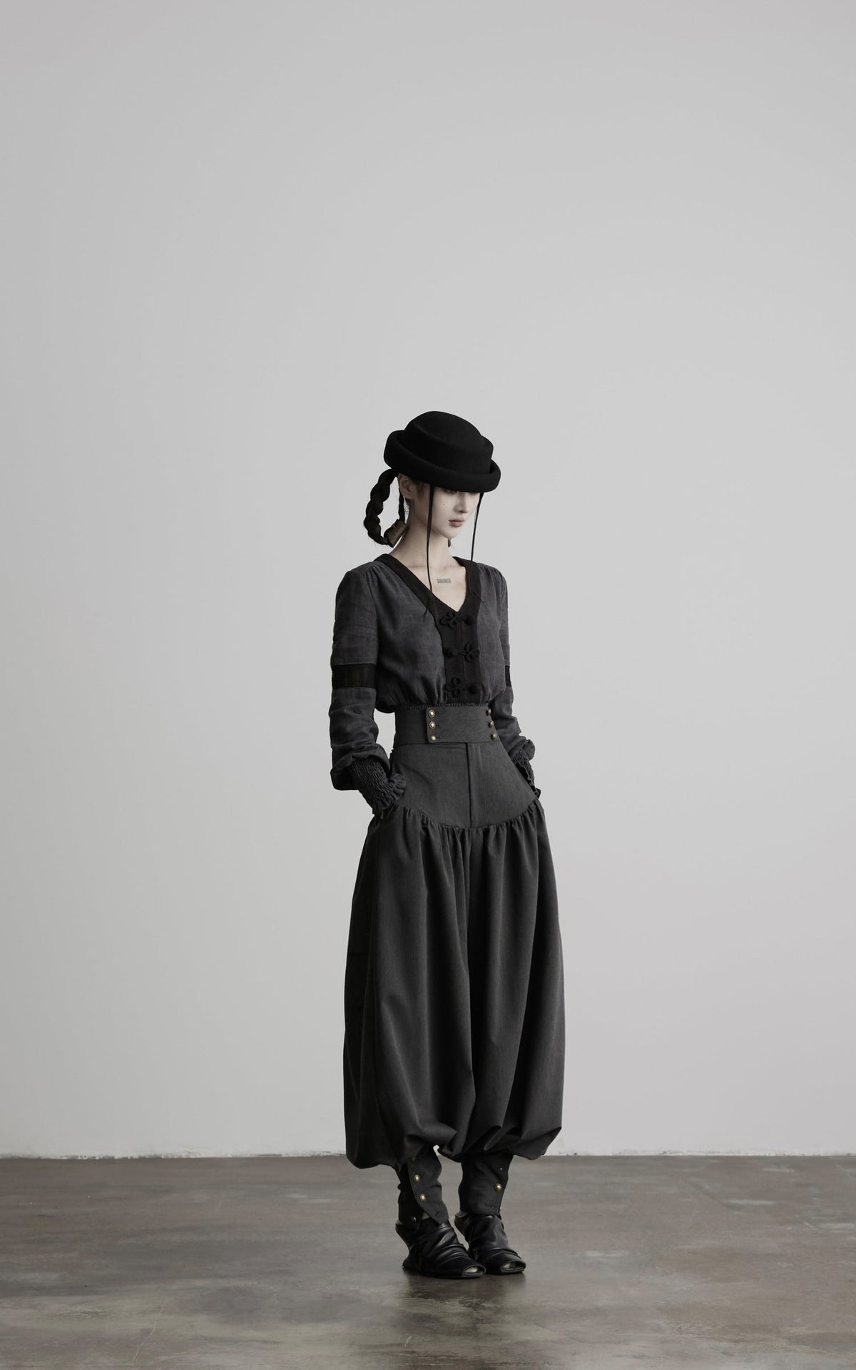 DOINDULGE High Waist Tapered Balloon Pants