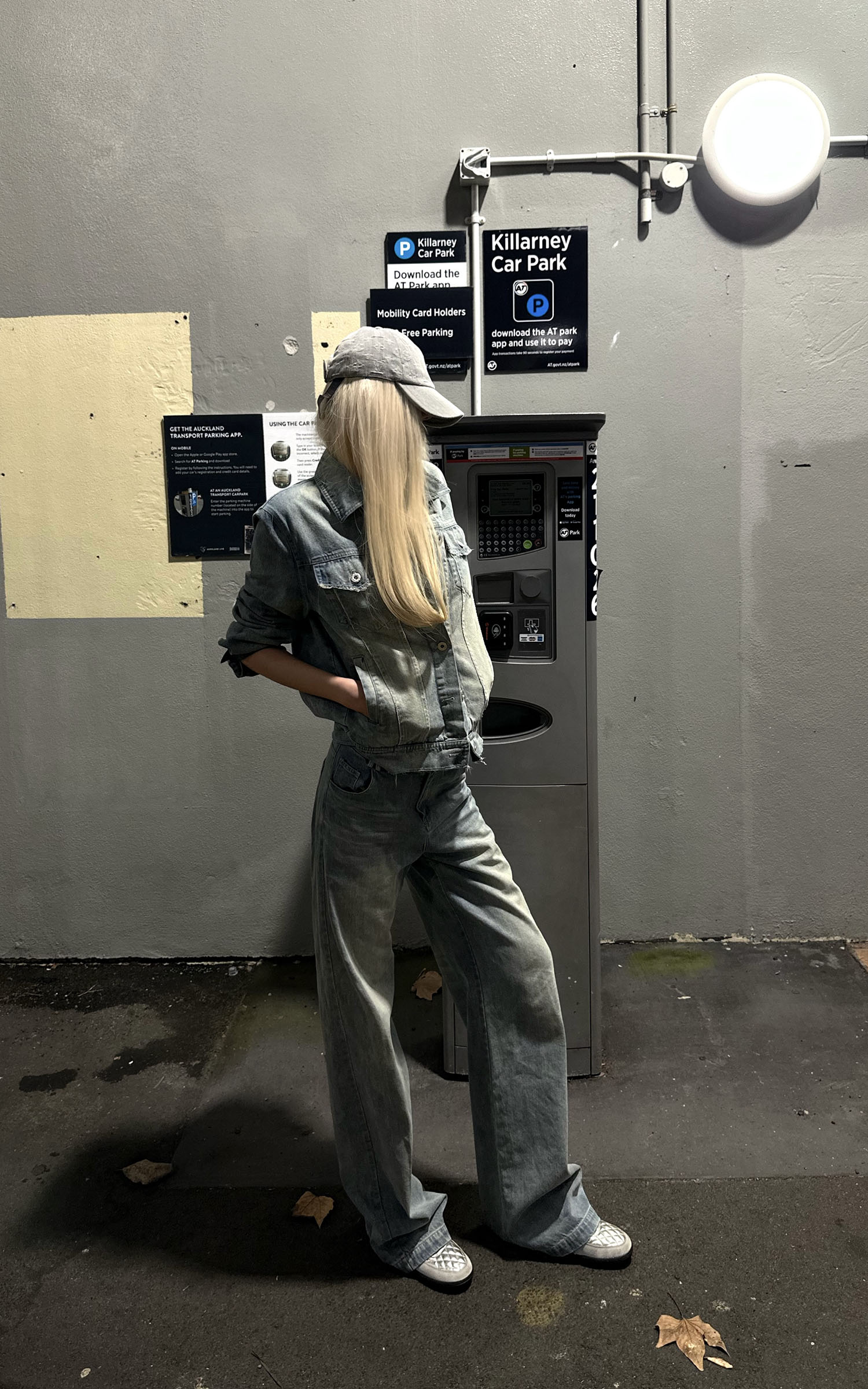 Rase le sol Veste en jean délavée &amp; Ensemble pantalon large