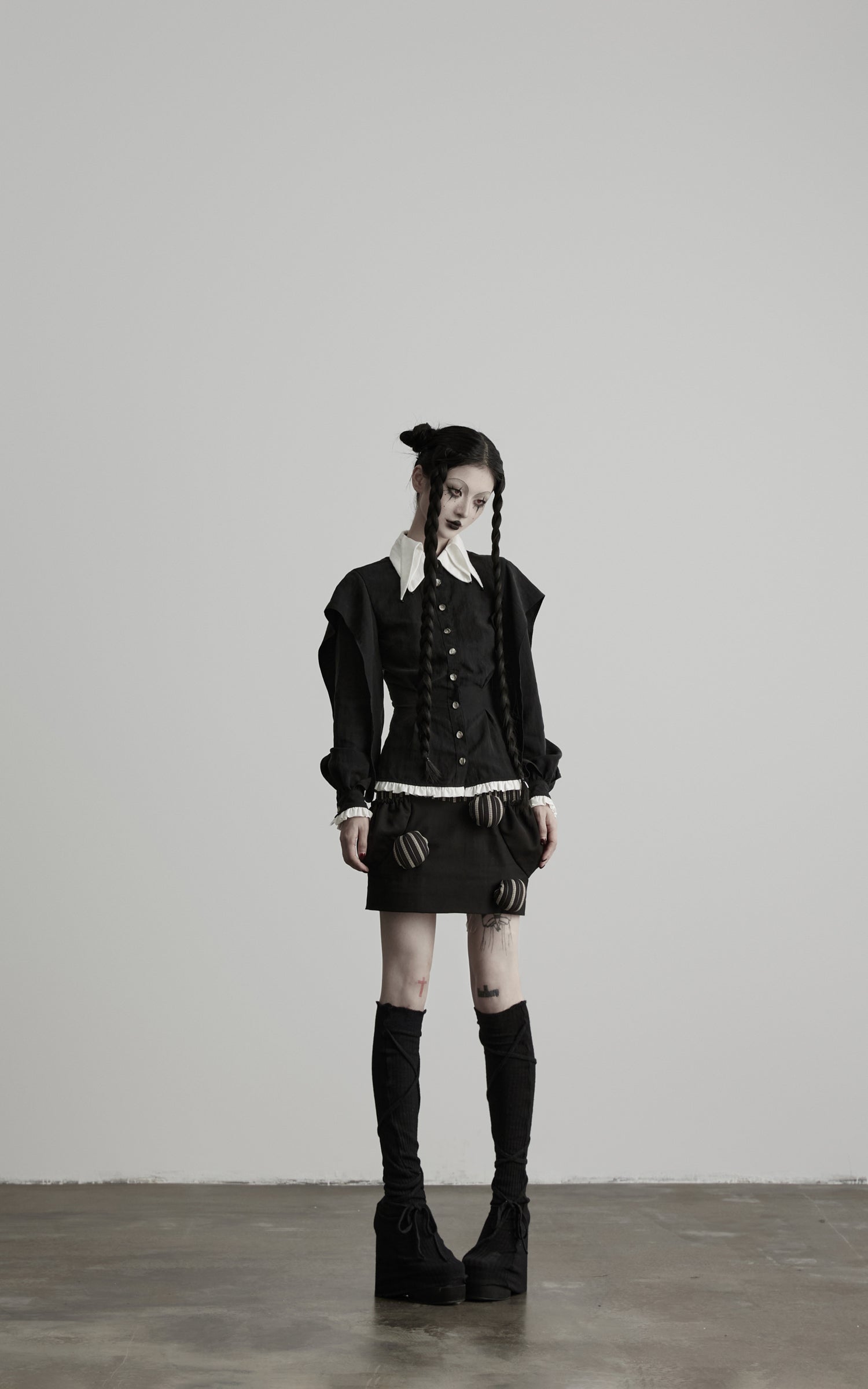 DOINDULGE Contrast Collar Puff Sleeve Blouse