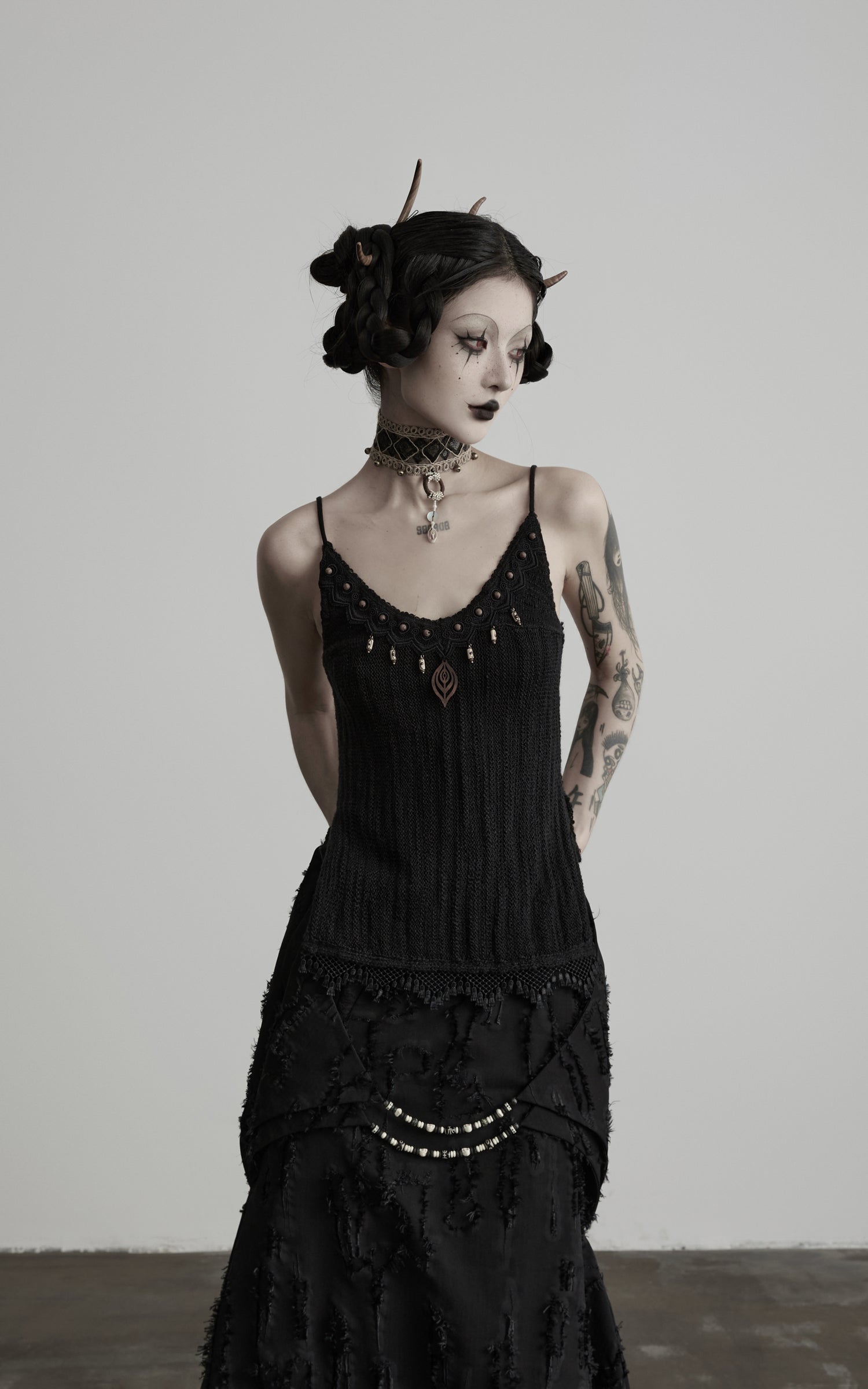 DOINDULGE Gothic Textured Knit Side Slit Camisole Top