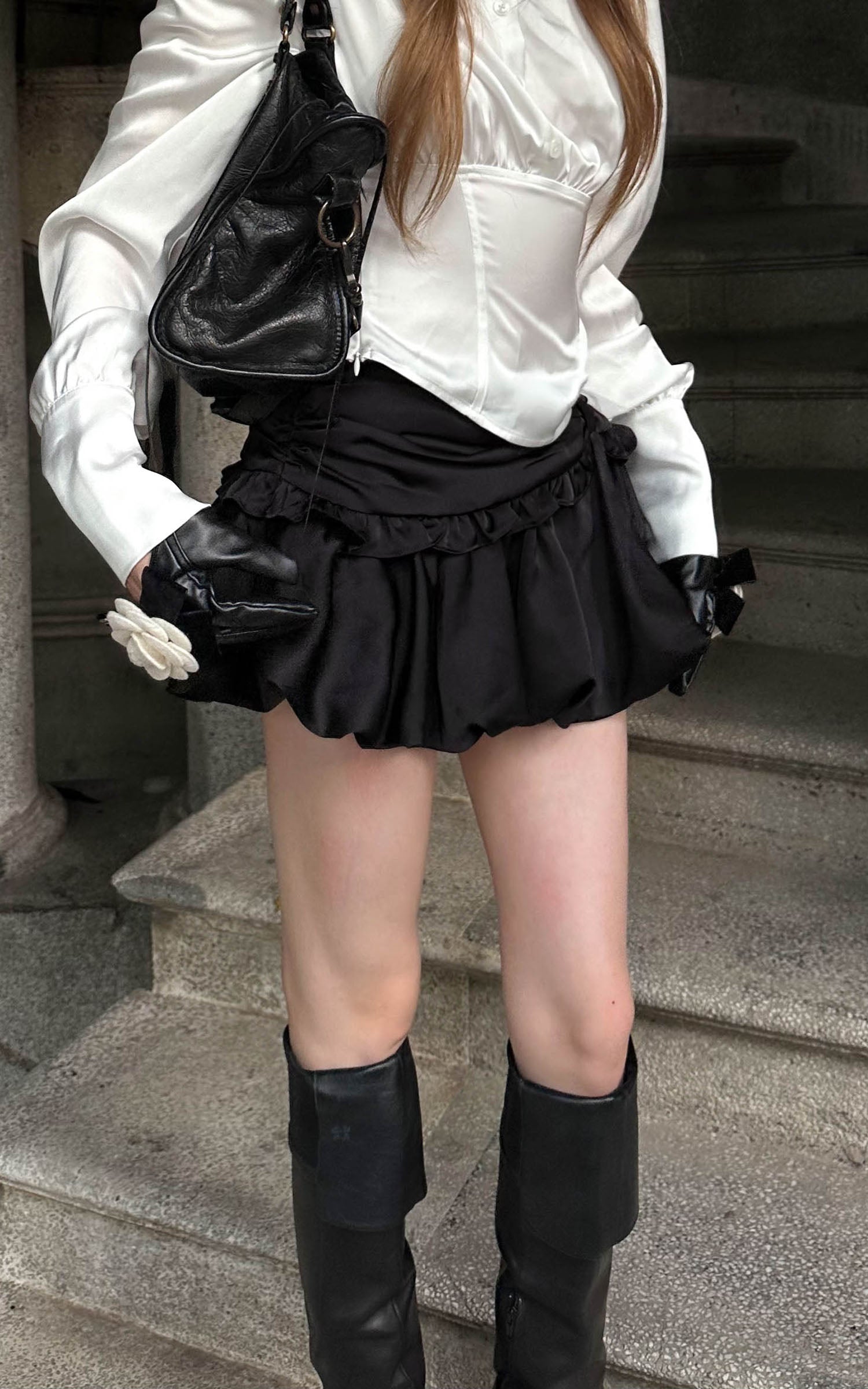 Rase le sol Ruched Ruffle Bubble Mini Skirt