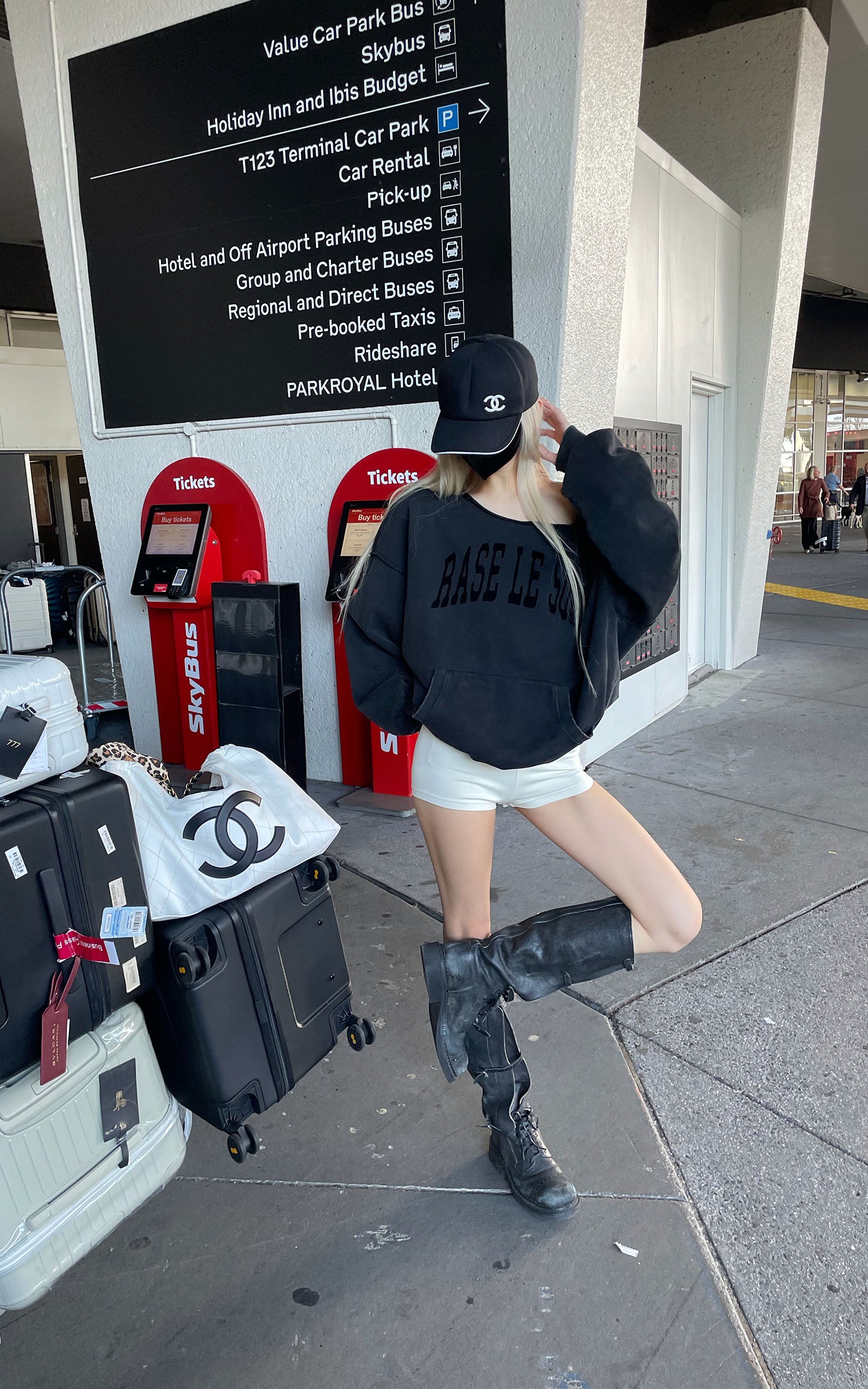 Rase le sol Deconstructed Wide-Neck Sweatshirt &amp; Micro Shorts Set
