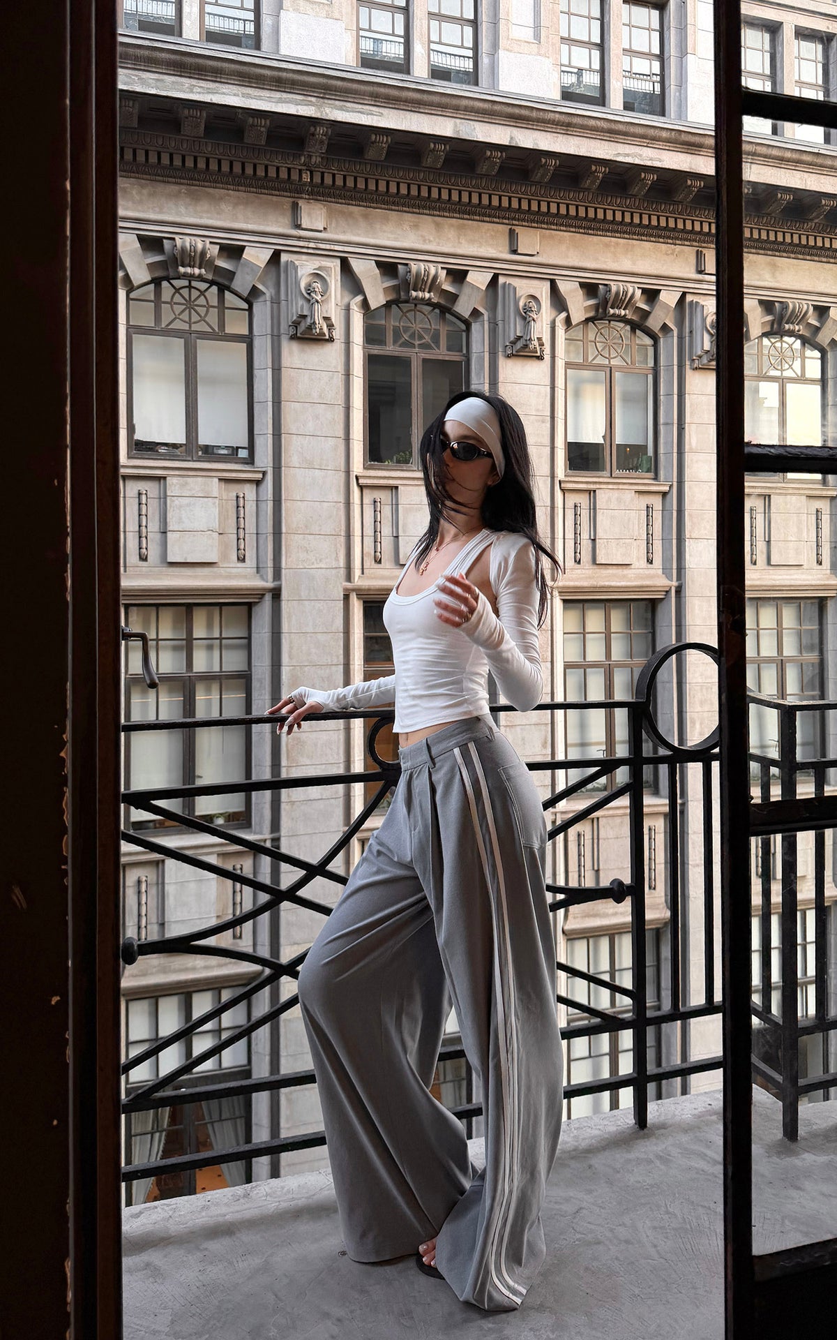 ROVENTE Layered Scoop Neck Tank &amp; Cropped Sleeve Top Set