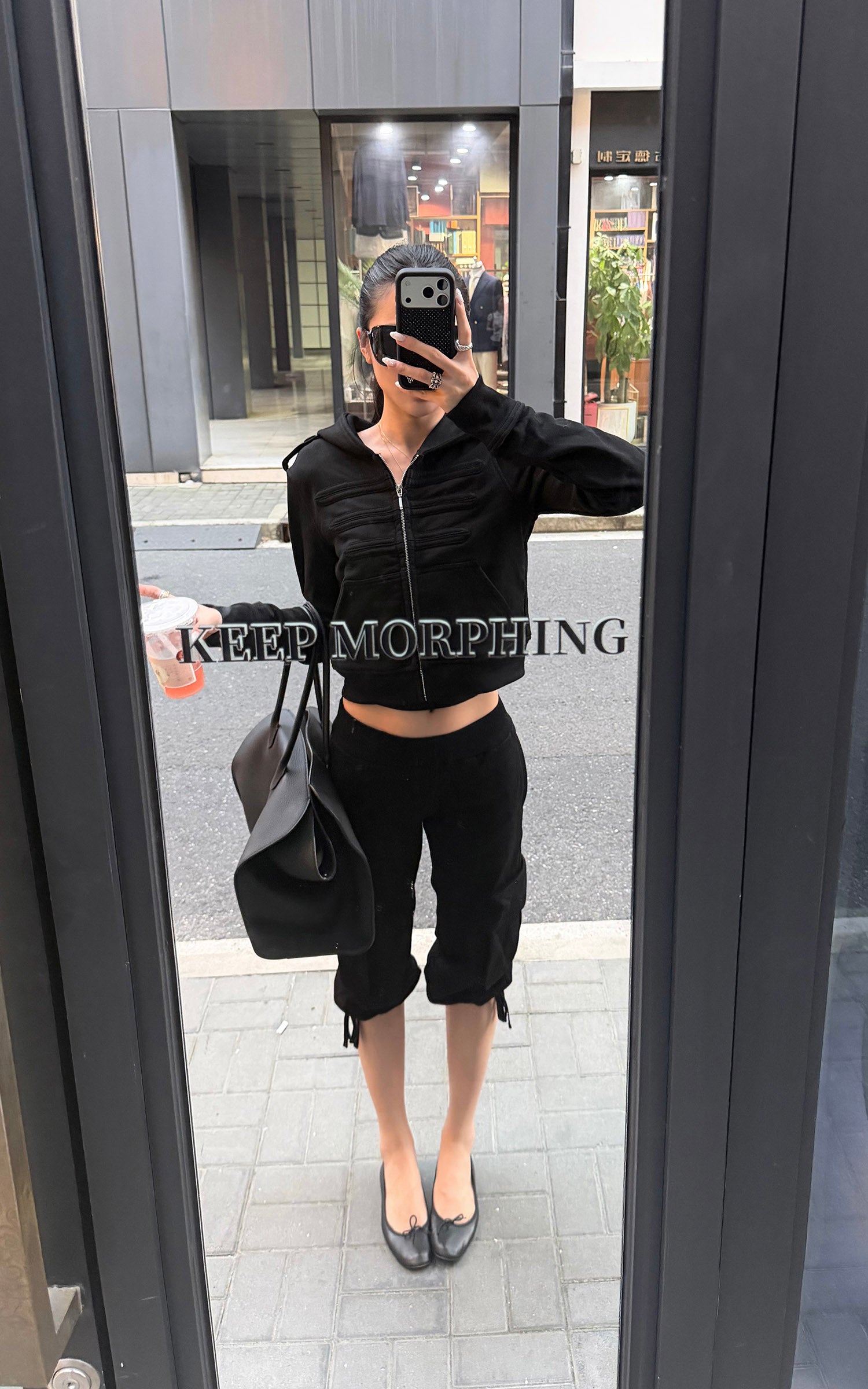 ROVENTE Cropped Hooded Utility Jacket with Zip Front and Structured Pocket Detail