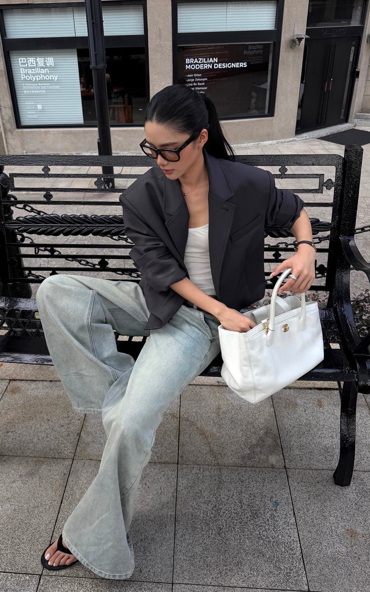 ROVENTE Sculpted Shoulder Cropped Blazer