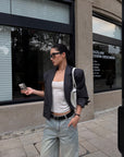 ROVENTE Sculpted Shoulder Cropped Blazer
