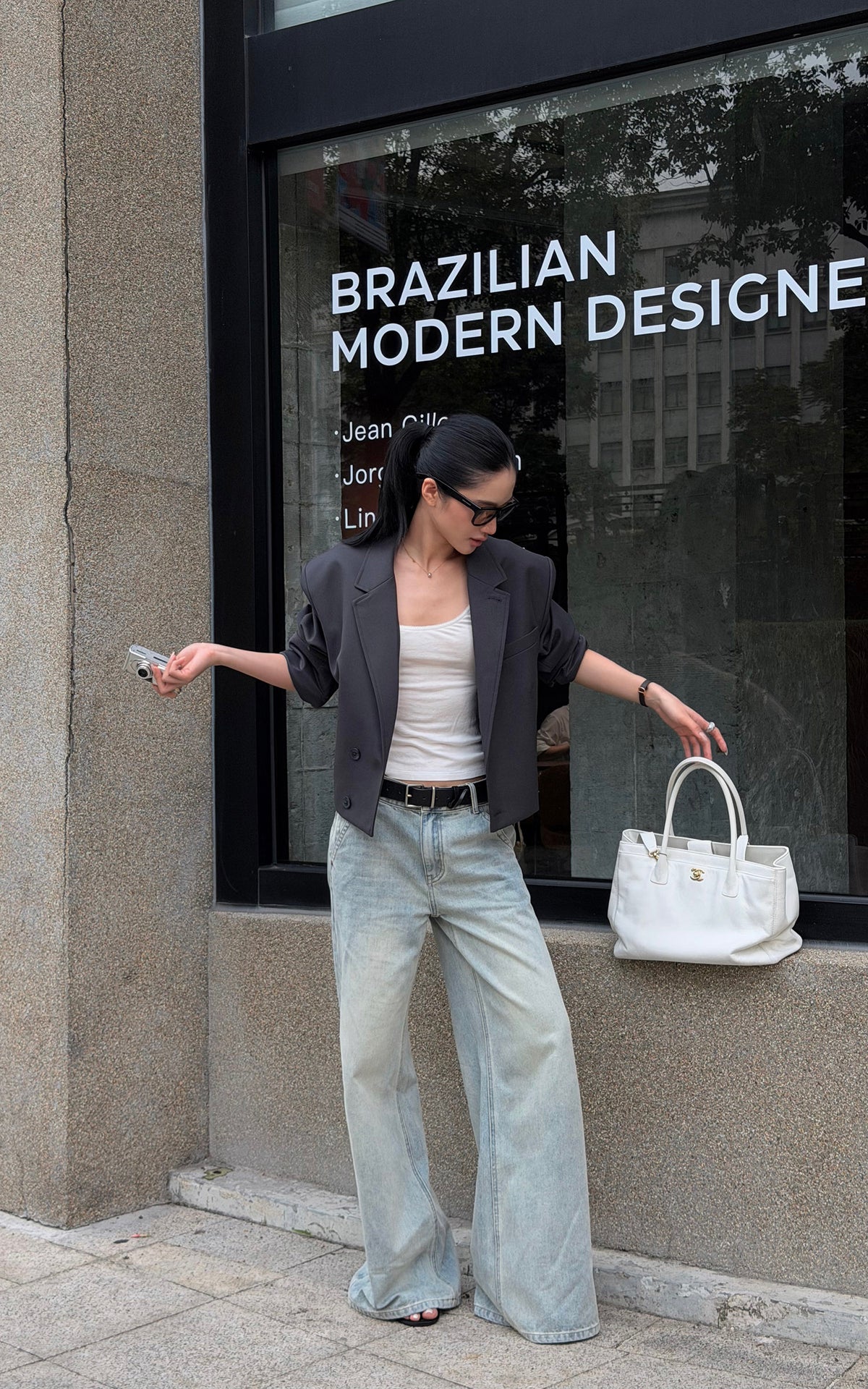 ROVENTE Sculpted Shoulder Cropped Blazer