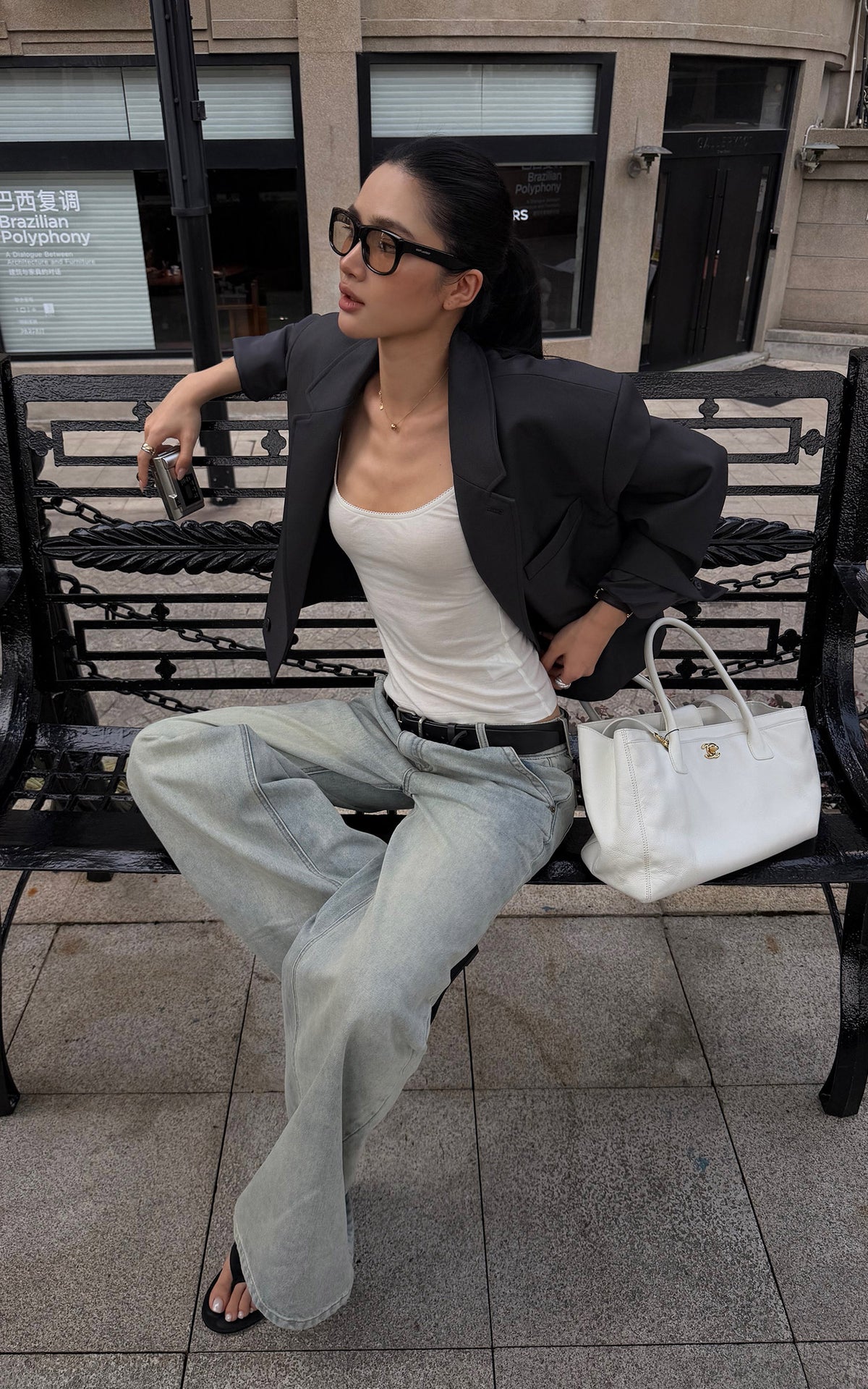 ROVENTE Sculpted Shoulder Cropped Blazer