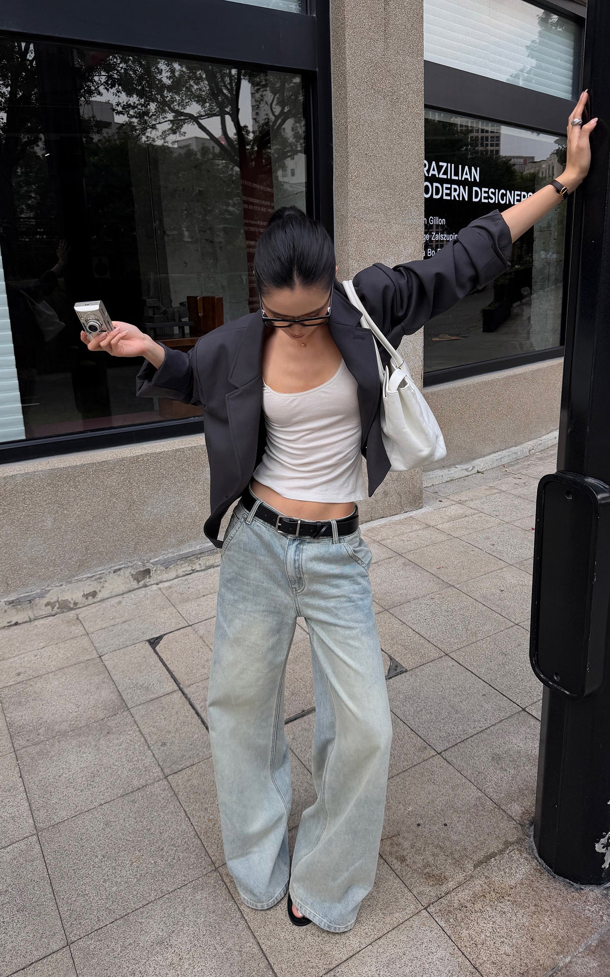 ROVENTE Sculpted Shoulder Cropped Blazer