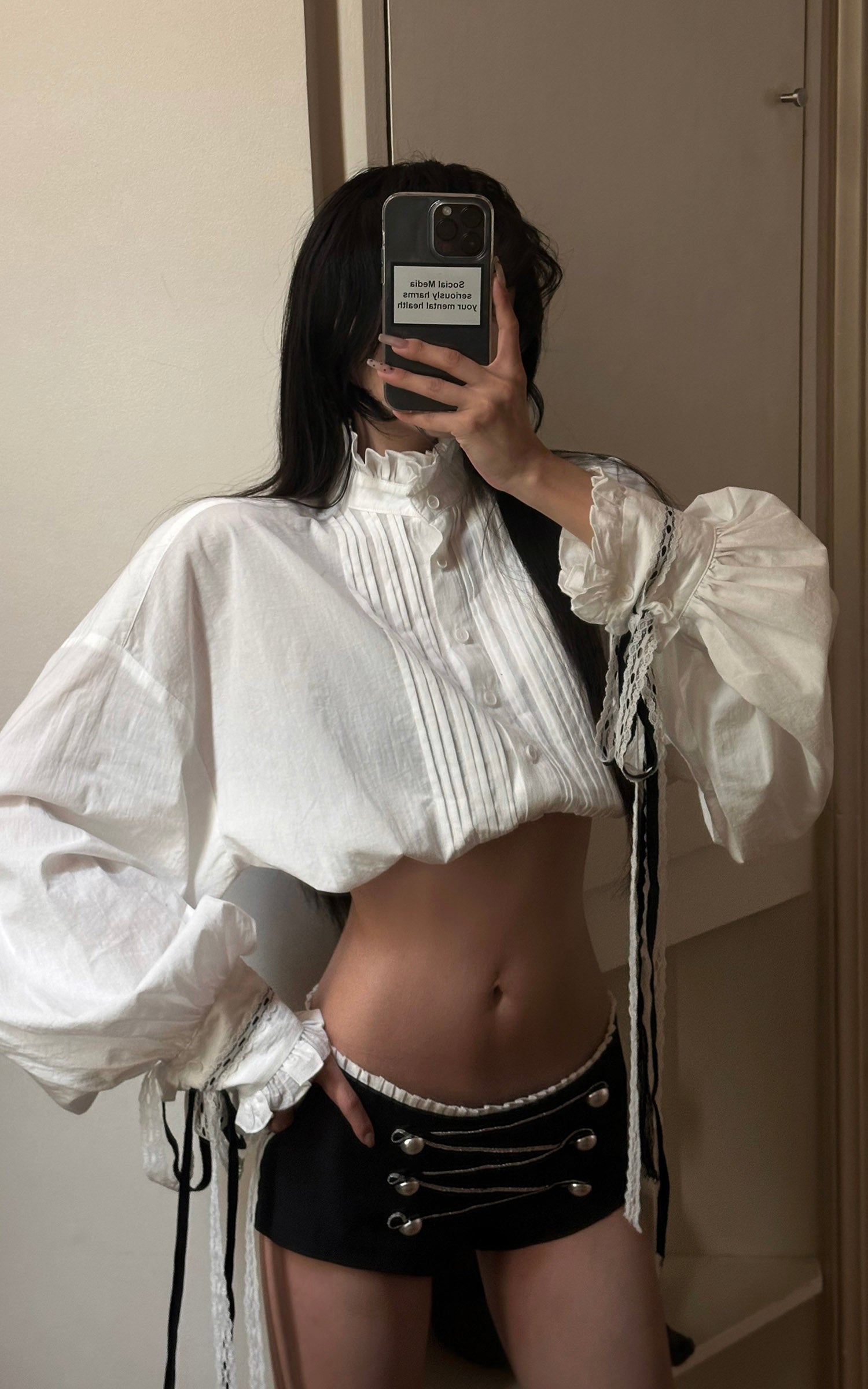 WARDEN EDGE Victorian Ruffle Collar Cropped Blouse with Lace Sleeve Details