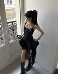WARDEN EDGE Robe à volants asymétrique avec dentelle
