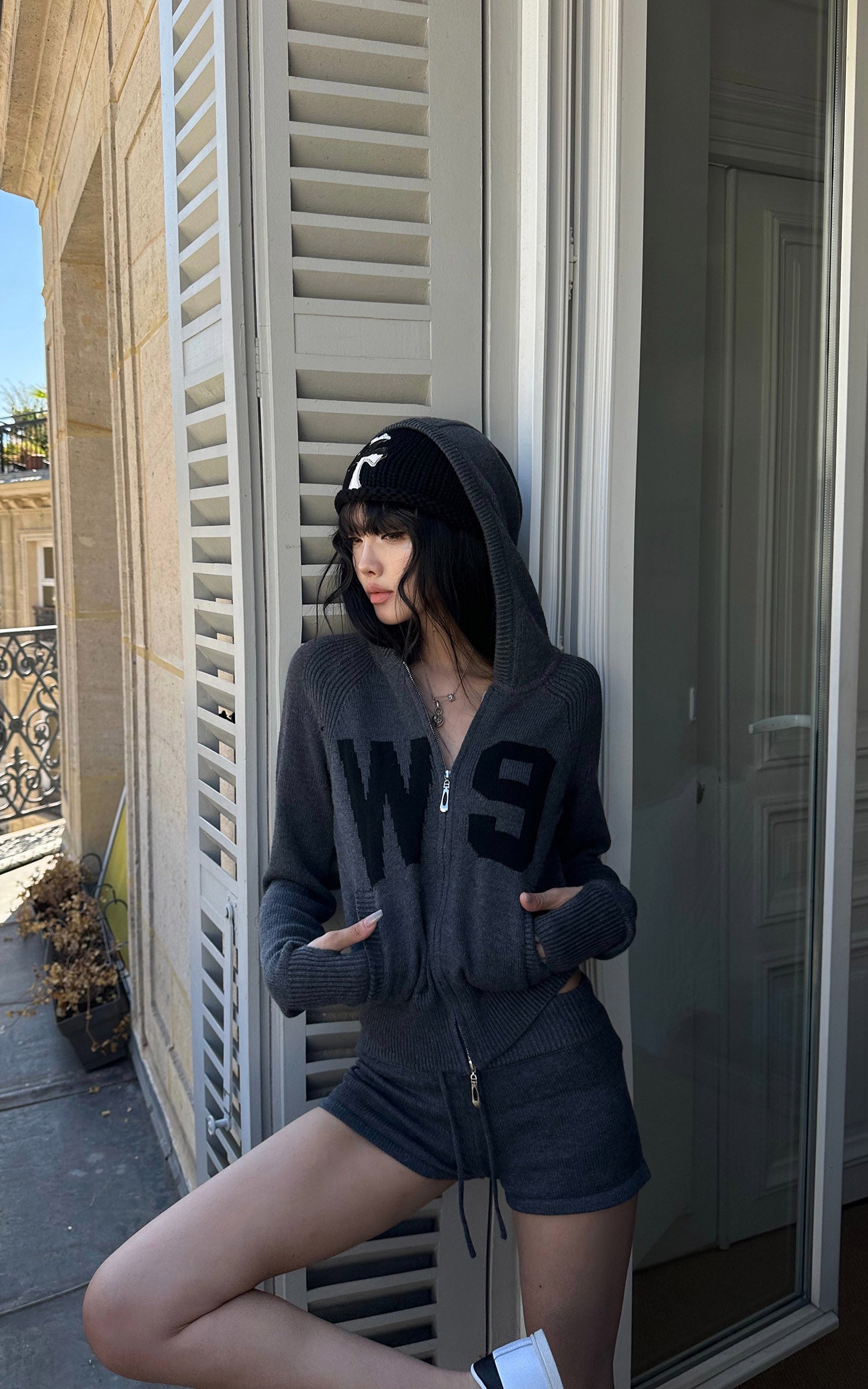 WARDEN EDGE W9 Knit Zip Hoodie &amp; Micro Shorts Set