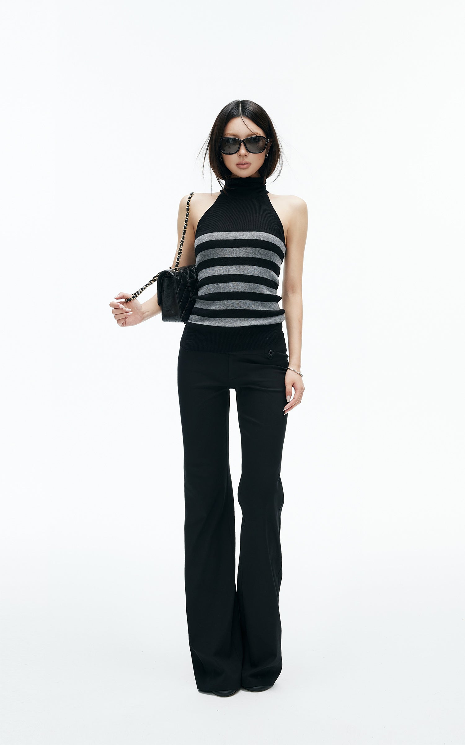 IAMXIAA Low-Rise Button Detail Flared Pants