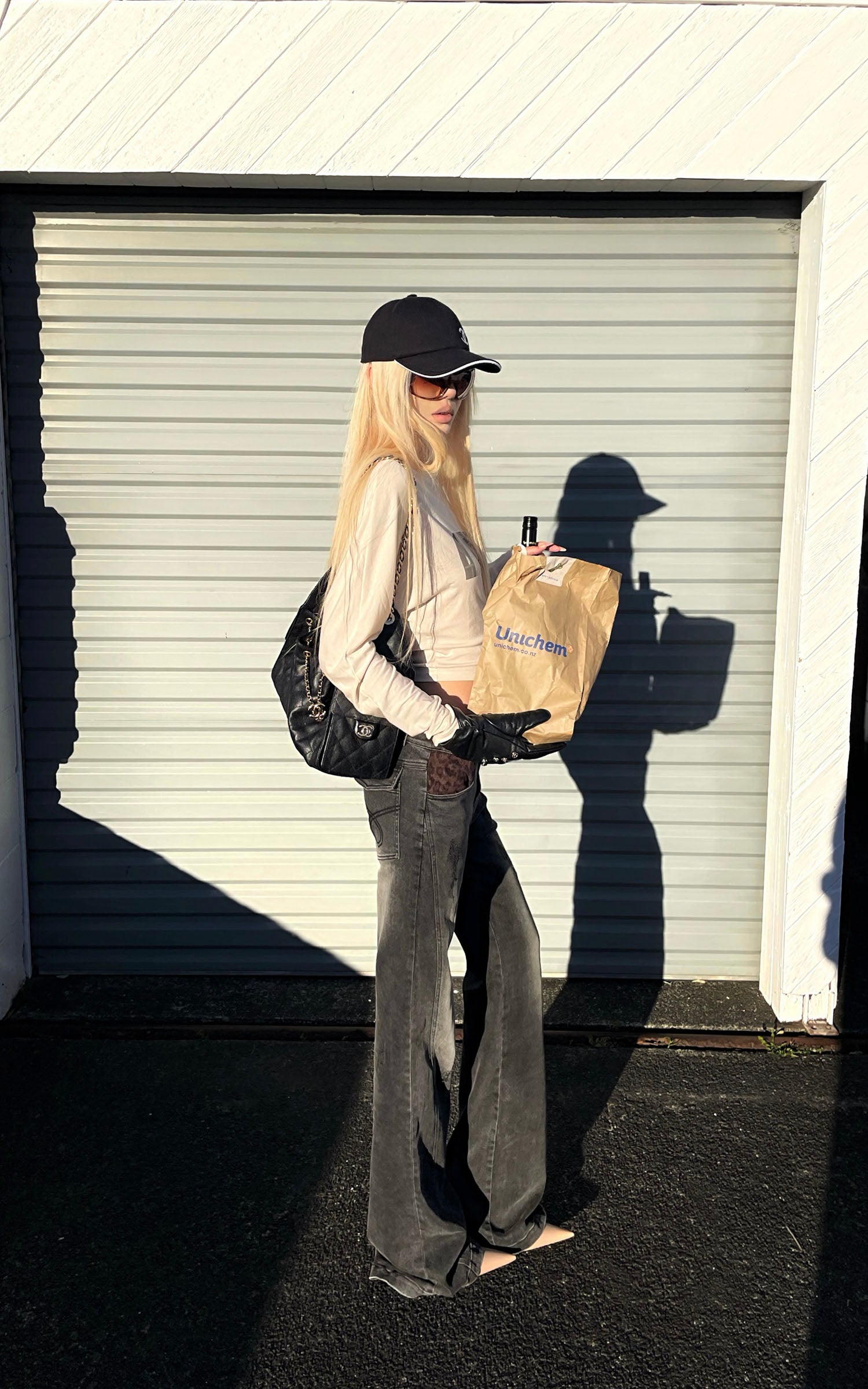 Rase le sol Distressed Low-Rise Flare Jeans