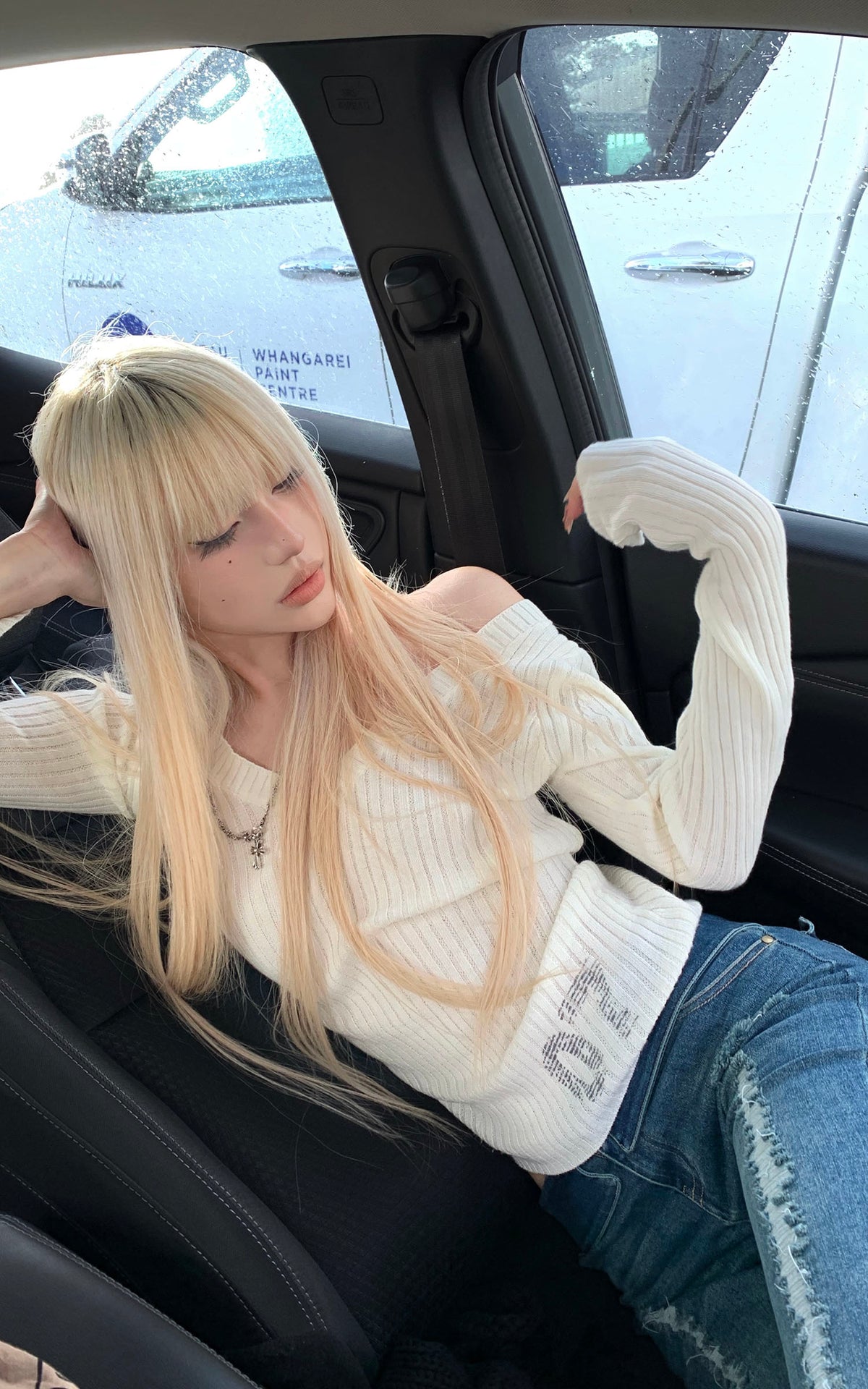 Rase le sol Ribbed V-Neck Graphic Knit Top