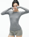 IAMXIAA T-shirt à manches longues rayé avec dos ouvert