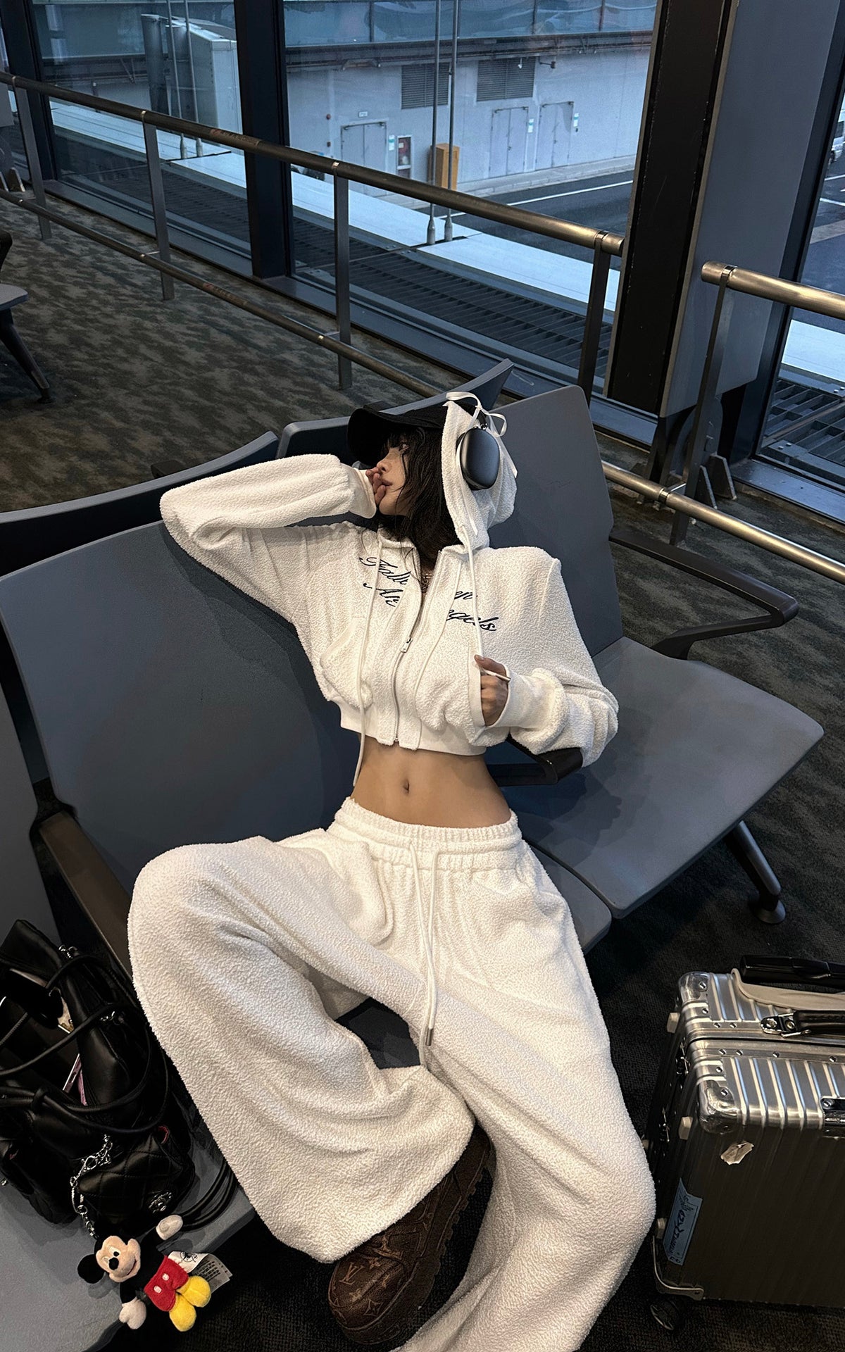 WARDEN EDGE Textured Fleece Cropped Hoodie &amp; Wide Leg Sweatpants Set