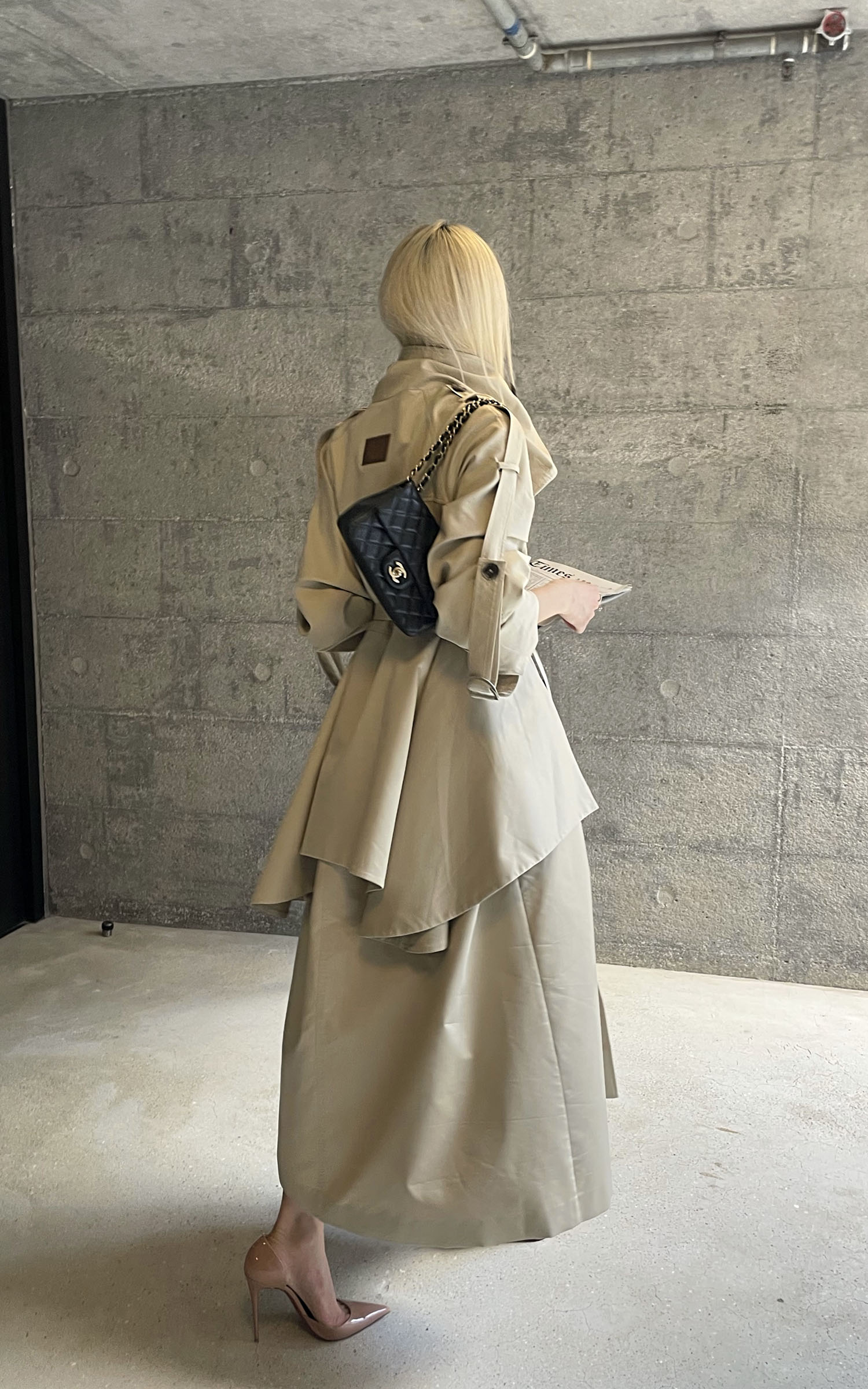 Rase le sol Sculpted High-Collar Layered Trench Coat