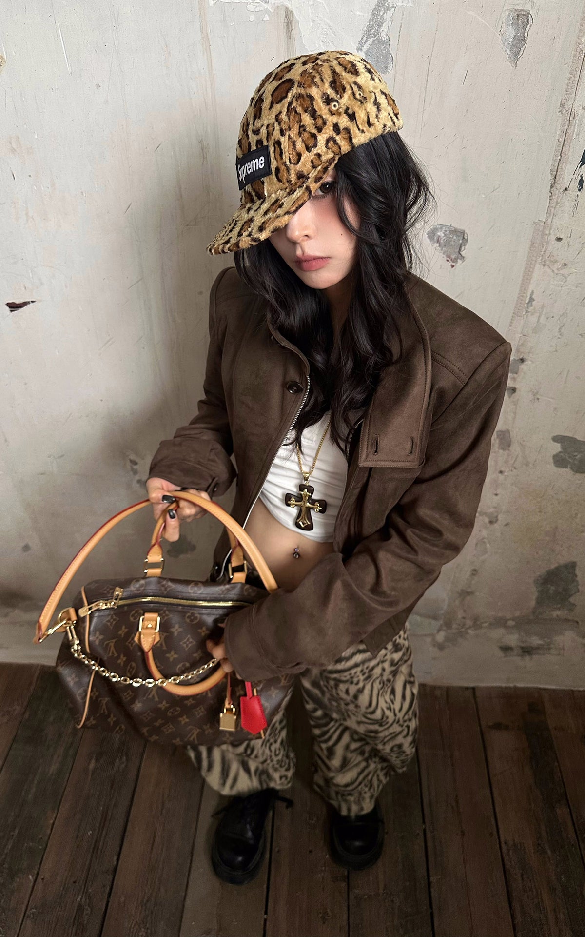 WARDEN EDGE Distressed Suede High-Neck Cropped Jacket