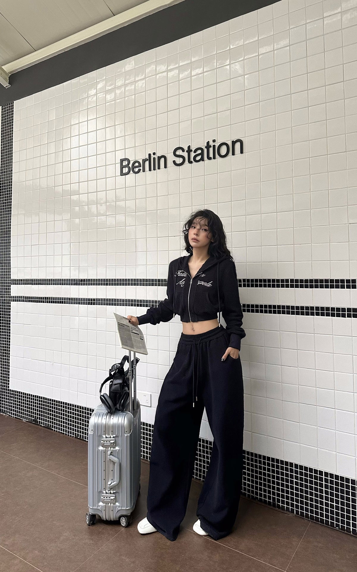 WARDEN EDGE Textured Fleece Cropped Hoodie &amp; Wide Leg Sweatpants Set